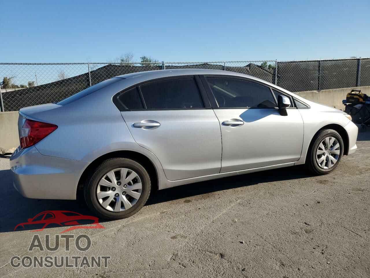 HONDA CIVIC 2012 - 2HGFB2F52CH328363