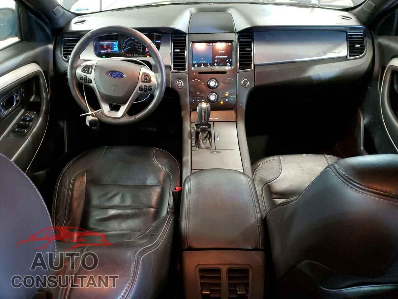 FORD TAURUS 2017 - 1FAHP2E85HG110527