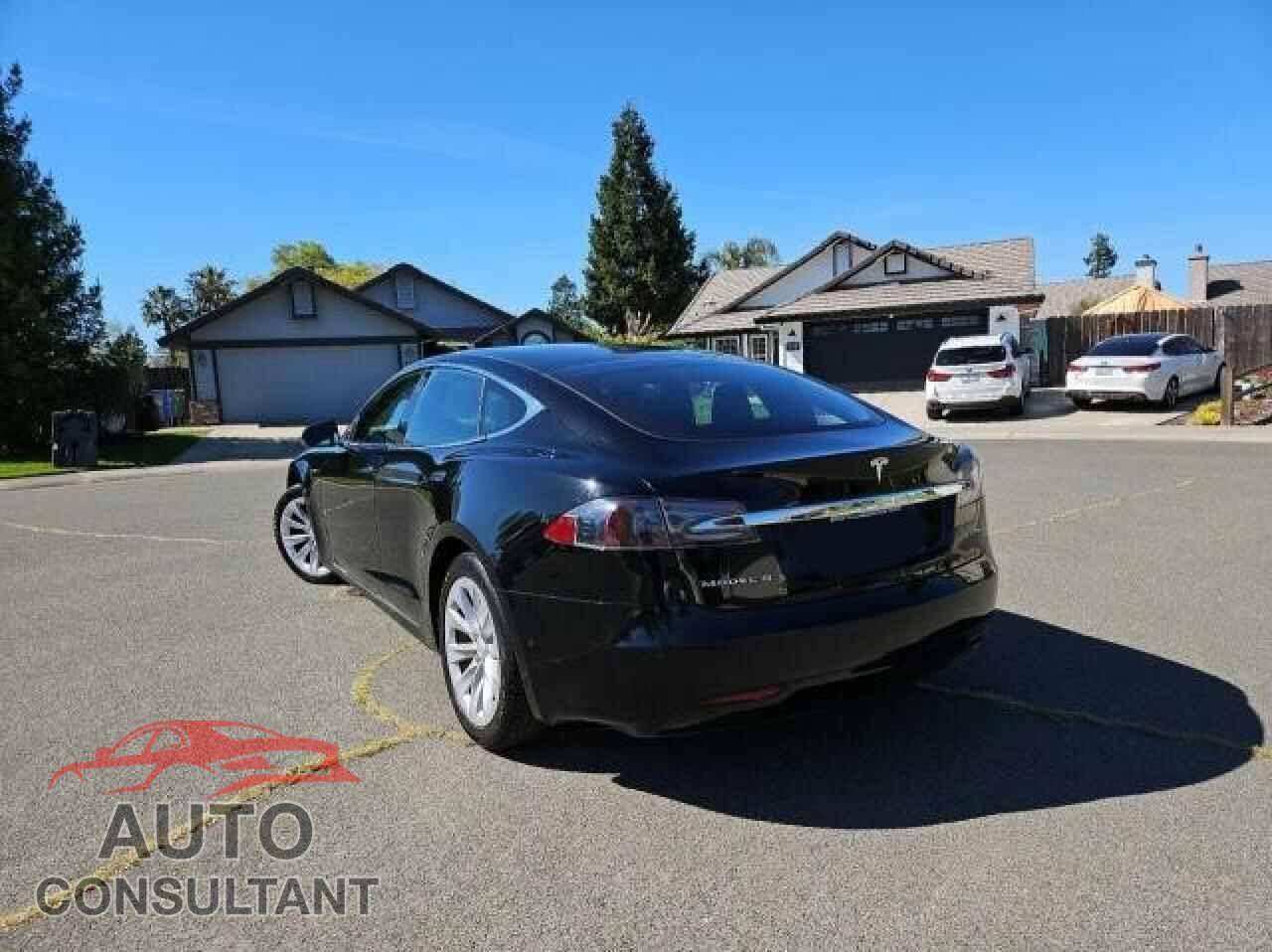 TESLA MODEL S 2018 - 5YJSA1E2XJF300119