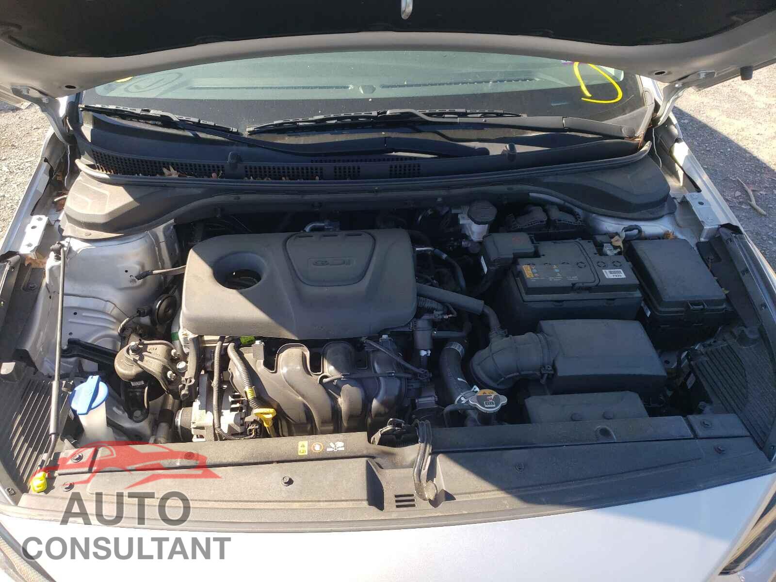 HYUNDAI ACCENT 2018 - 3KPC34A39JE030658