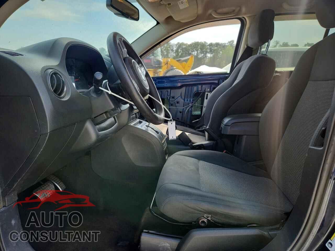 JEEP COMPASS 2013 - 1C4NJCBB9DD283628