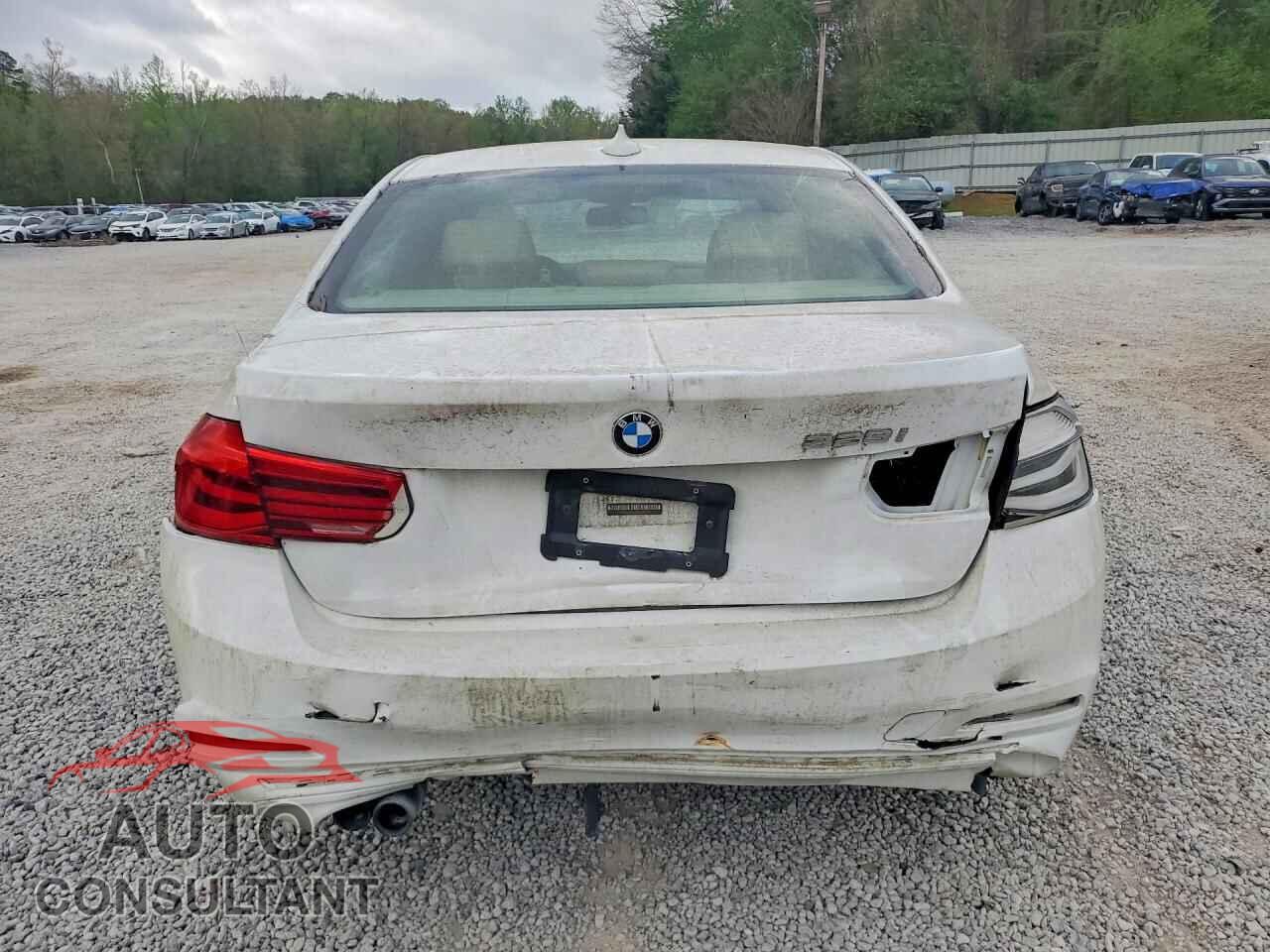 BMW 3 SERIES 2016 - WBA8E9G51GNU28194