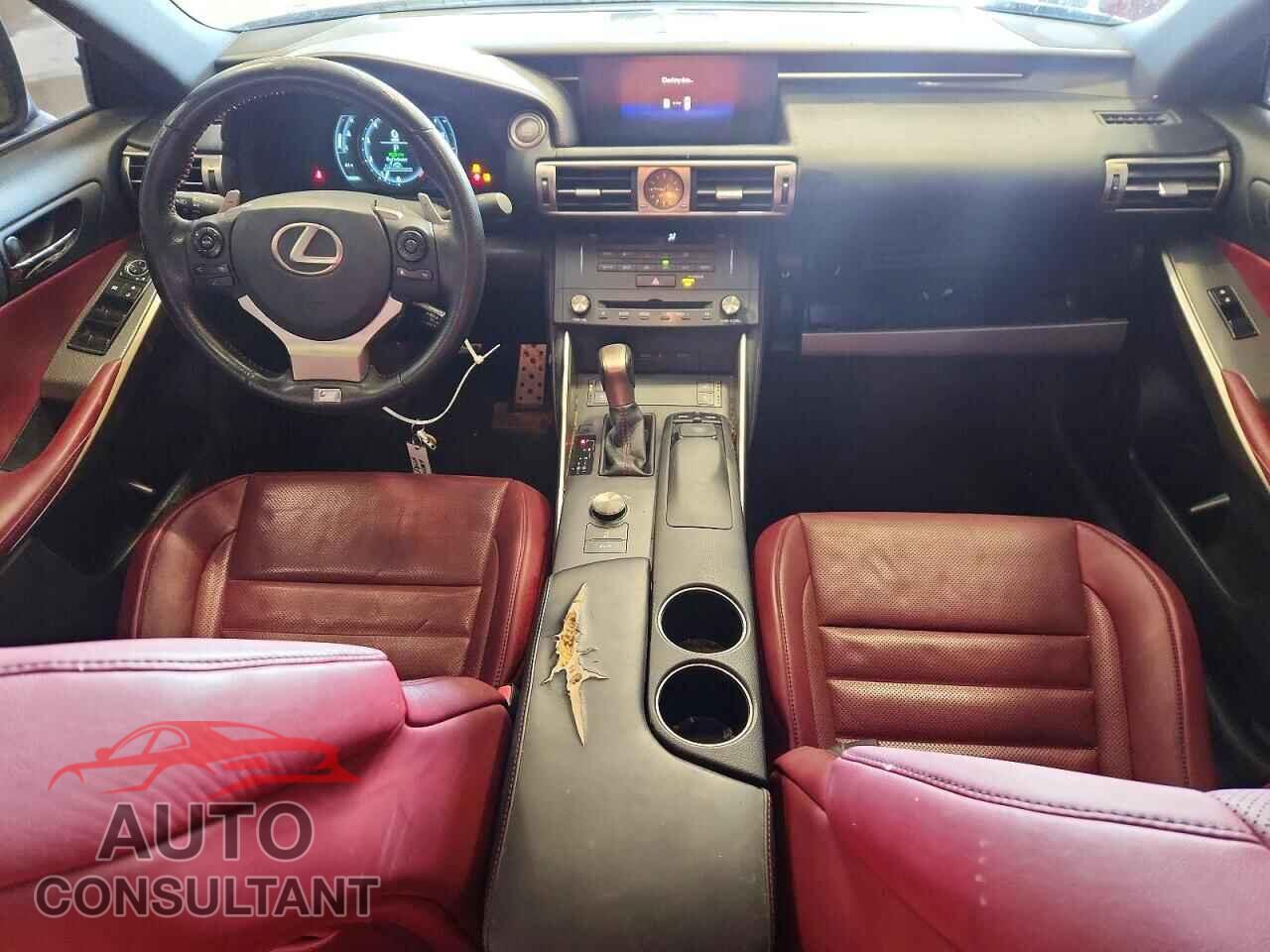 LEXUS IS 2015 - JTHBF1D21F5045855