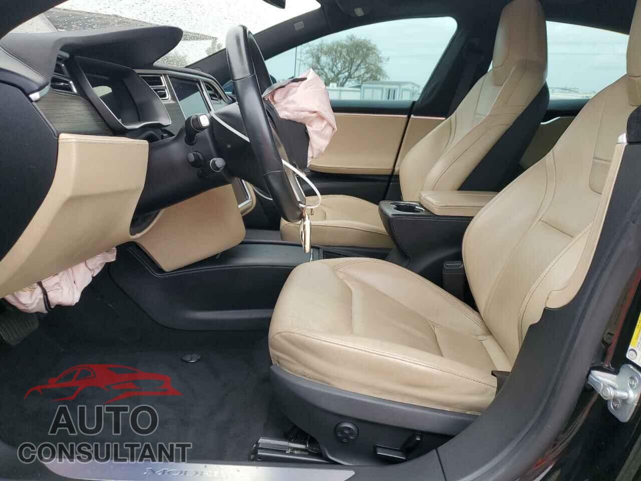 TESLA MODEL S 2016 - 5YJSA1E20GF133410