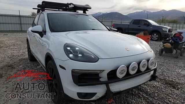 PORSCHE CAYENNE 2016 - WP1AA2A21GLA05194