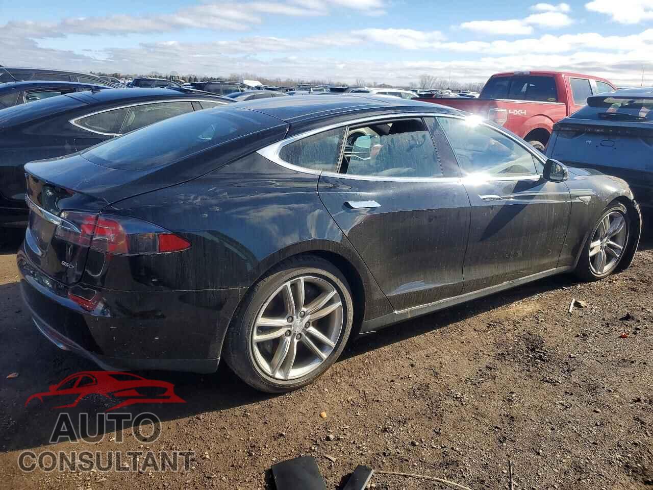 TESLA MODEL S 2015 - 5YJSA1E27FF101178