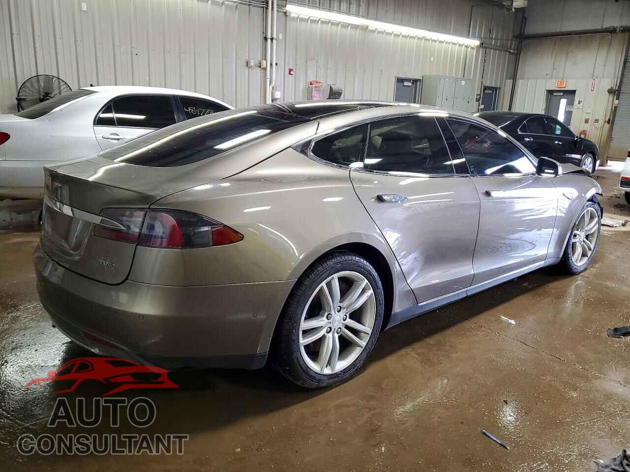 TESLA MODEL S 2015 - 5YJSA1S21FF086360
