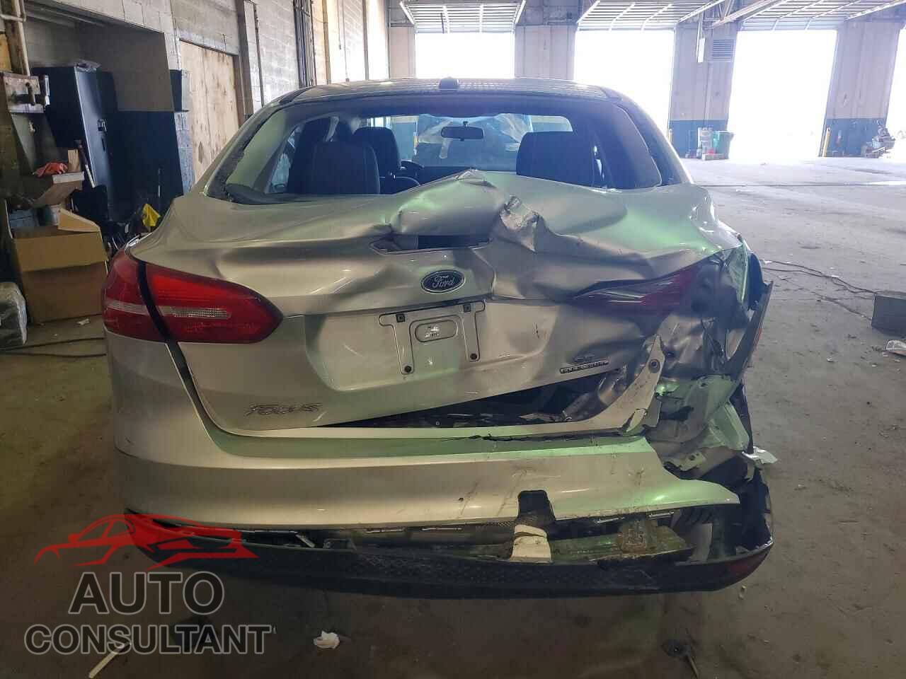 FORD FOCUS 2016 - 1FADP3F23GL318832
