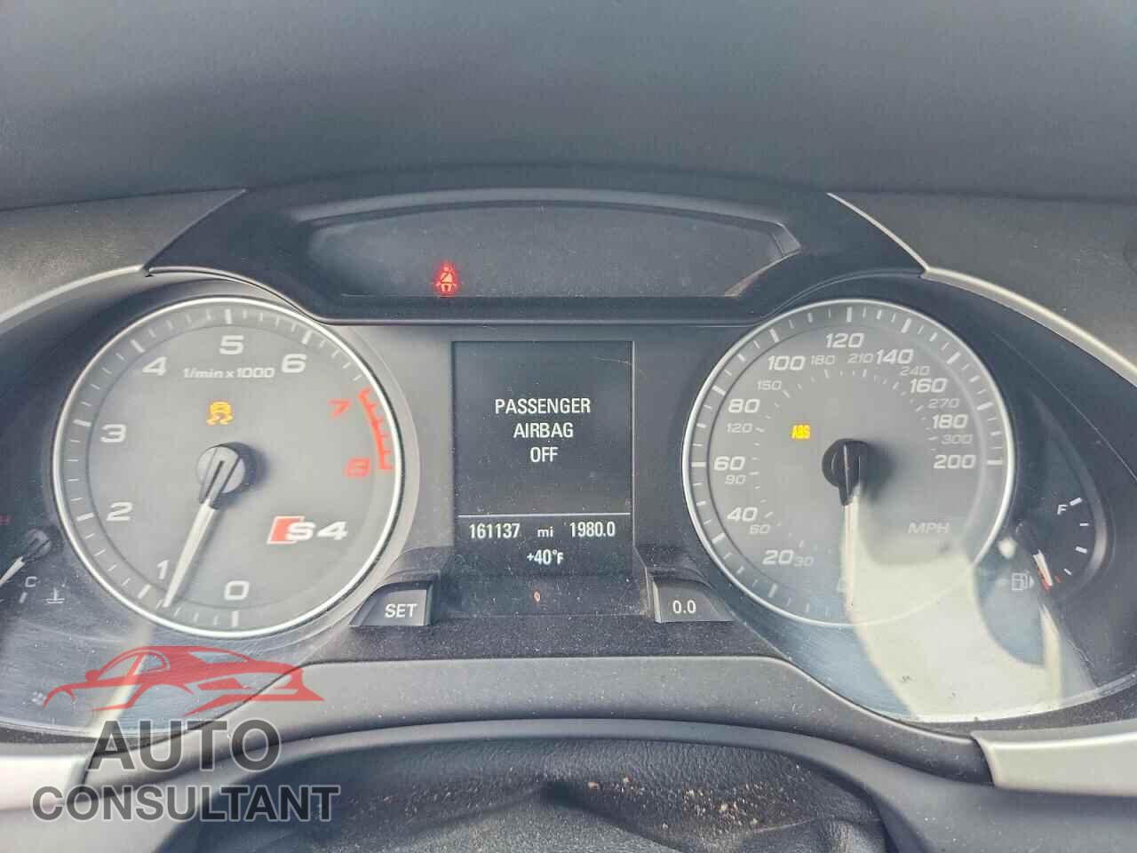 AUDI S4/RS4 2011 - WAUDGAFL1BA116094