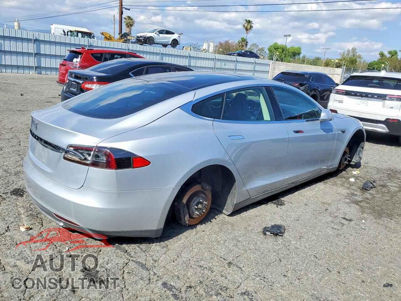 TESLA MODEL S 2013 - 5YJSA1CN7DFP05789
