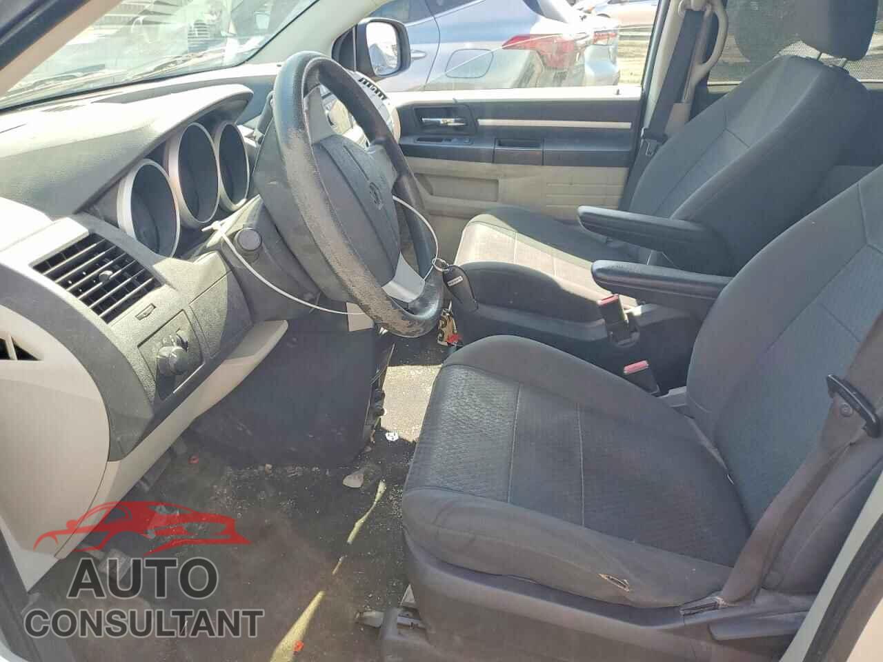 DODGE CARAVAN 2010 - 2D4RN4DE9AR146607