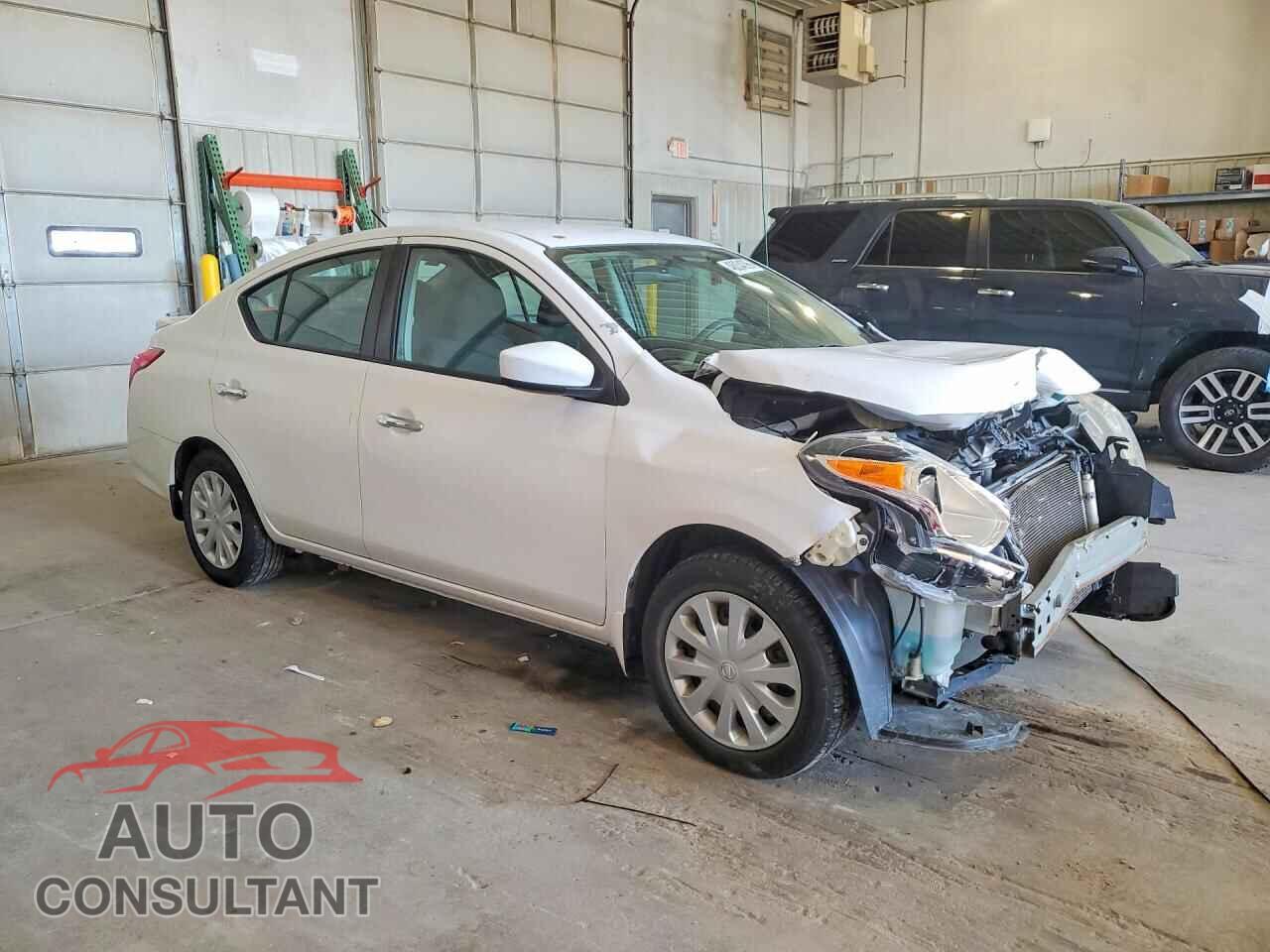 NISSAN VERSA 2017 - 3N1CN7AP3HL895262
