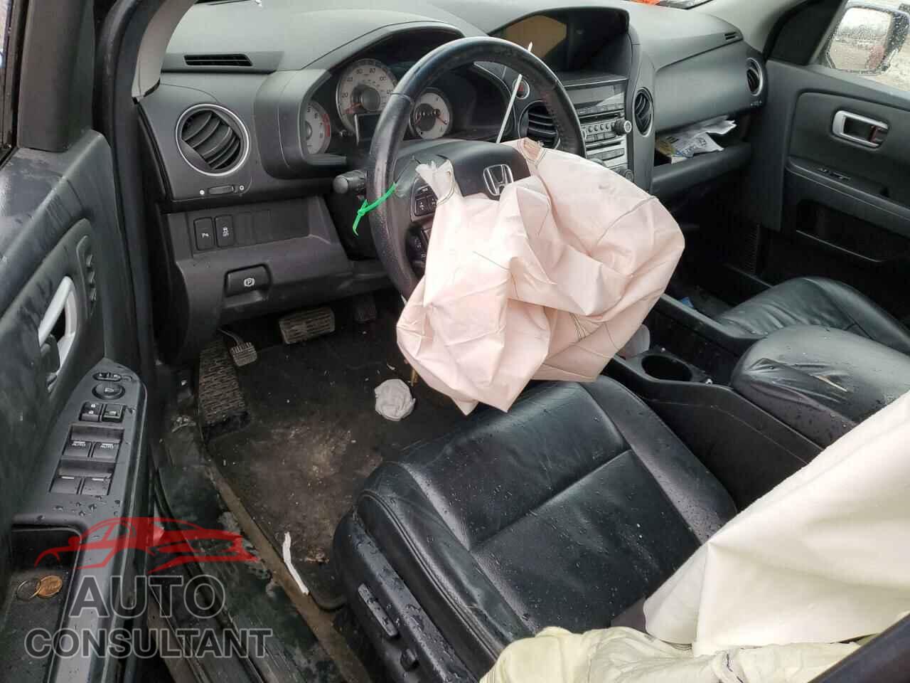 HONDA PILOT 2013 - 5FNYF3H97DB037172