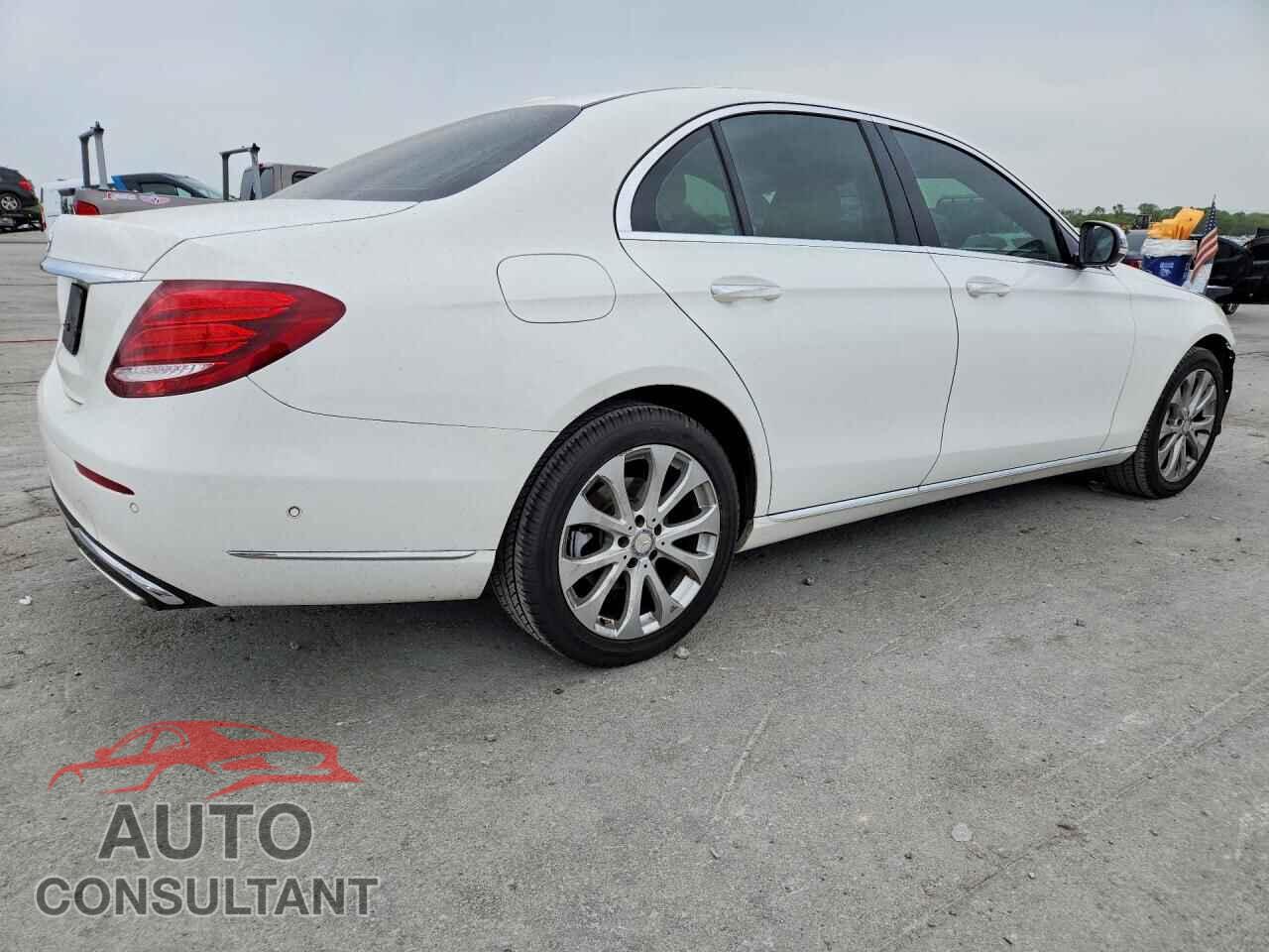 MERCEDES-BENZ E-CLASS 2017 - WDDZF4JBXHA219301