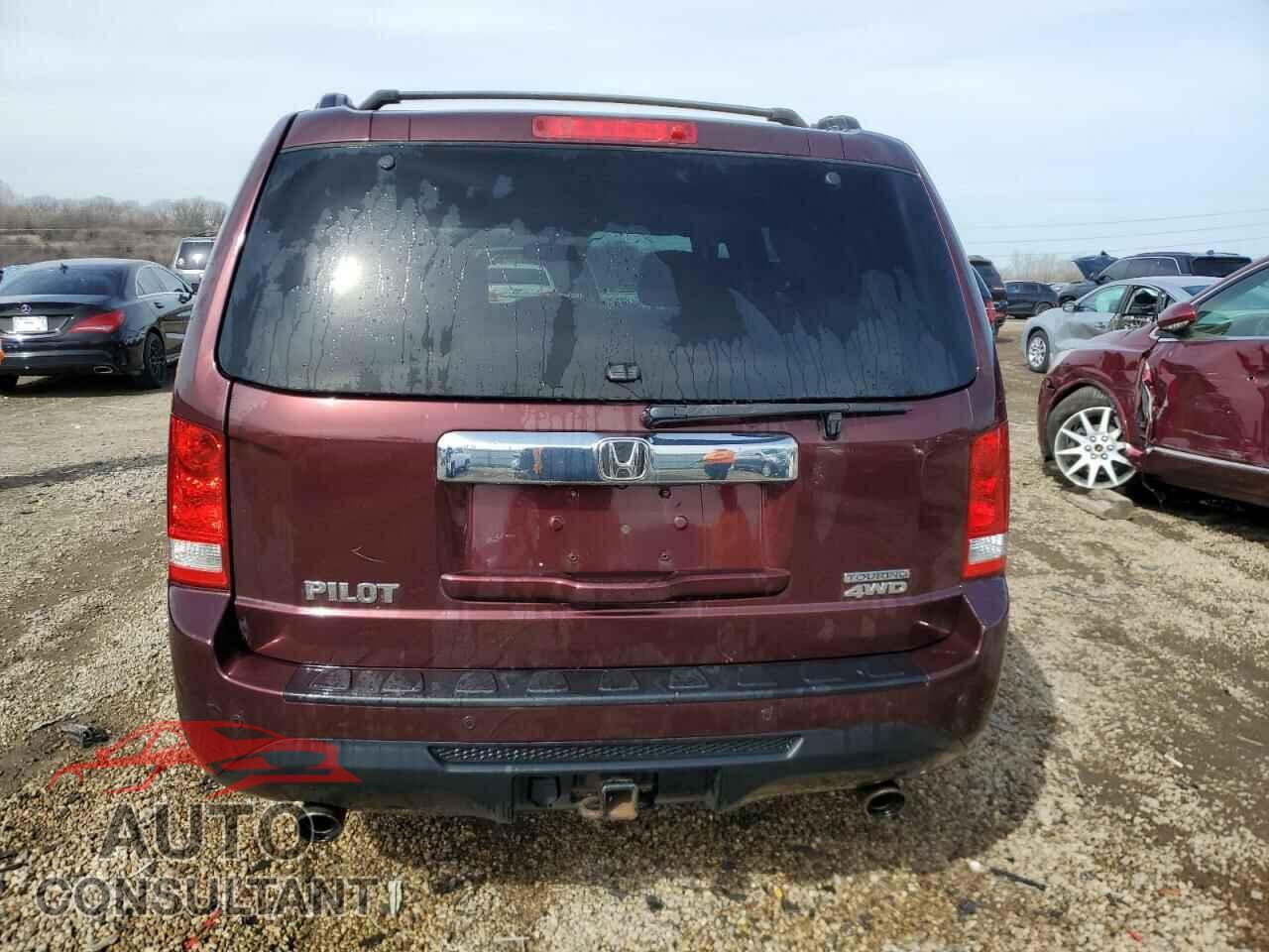 HONDA PILOT 2015 - 5FNYF4H91FB026824