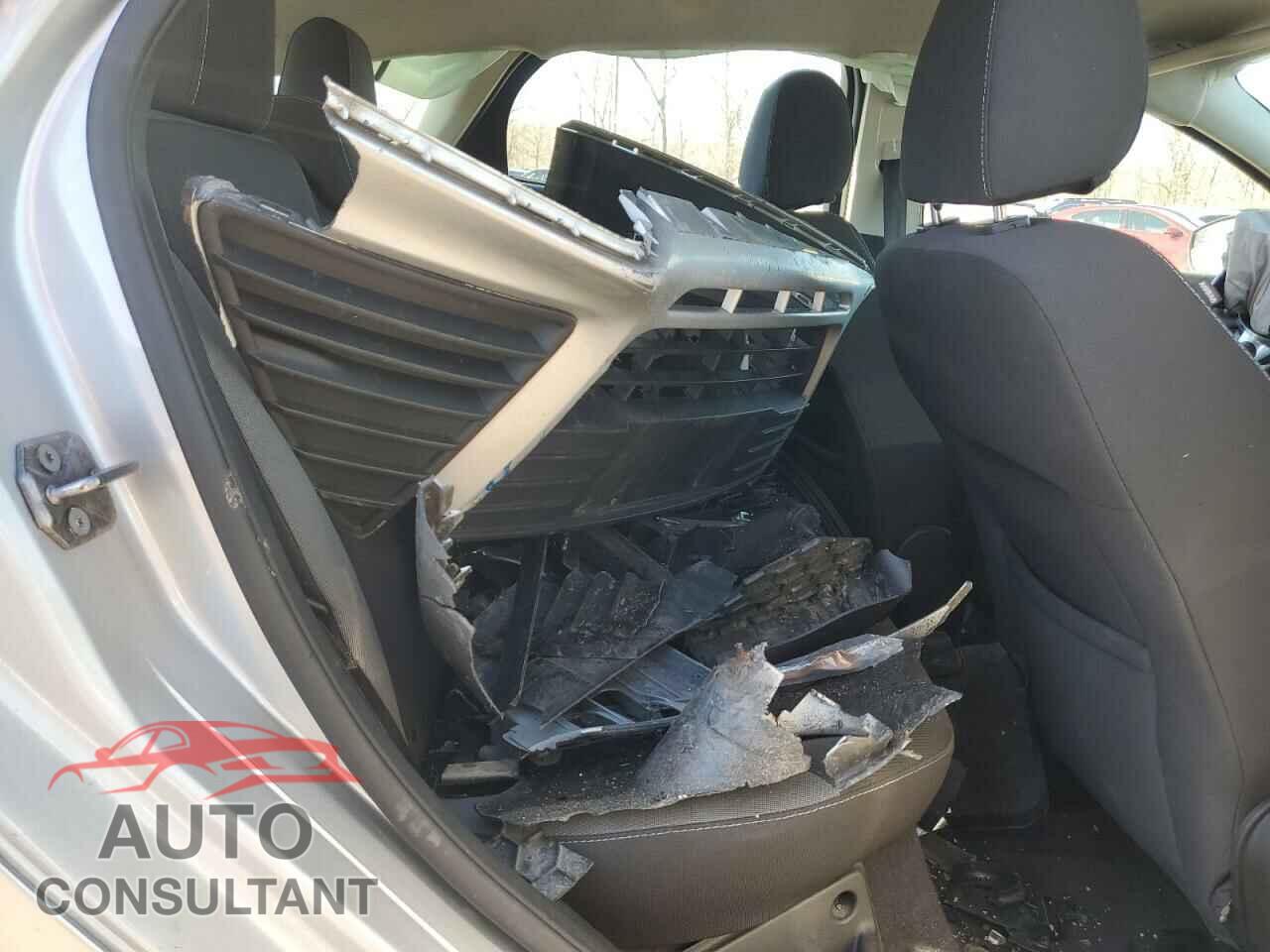 FORD FOCUS 2013 - 1FADP3K24DL287530