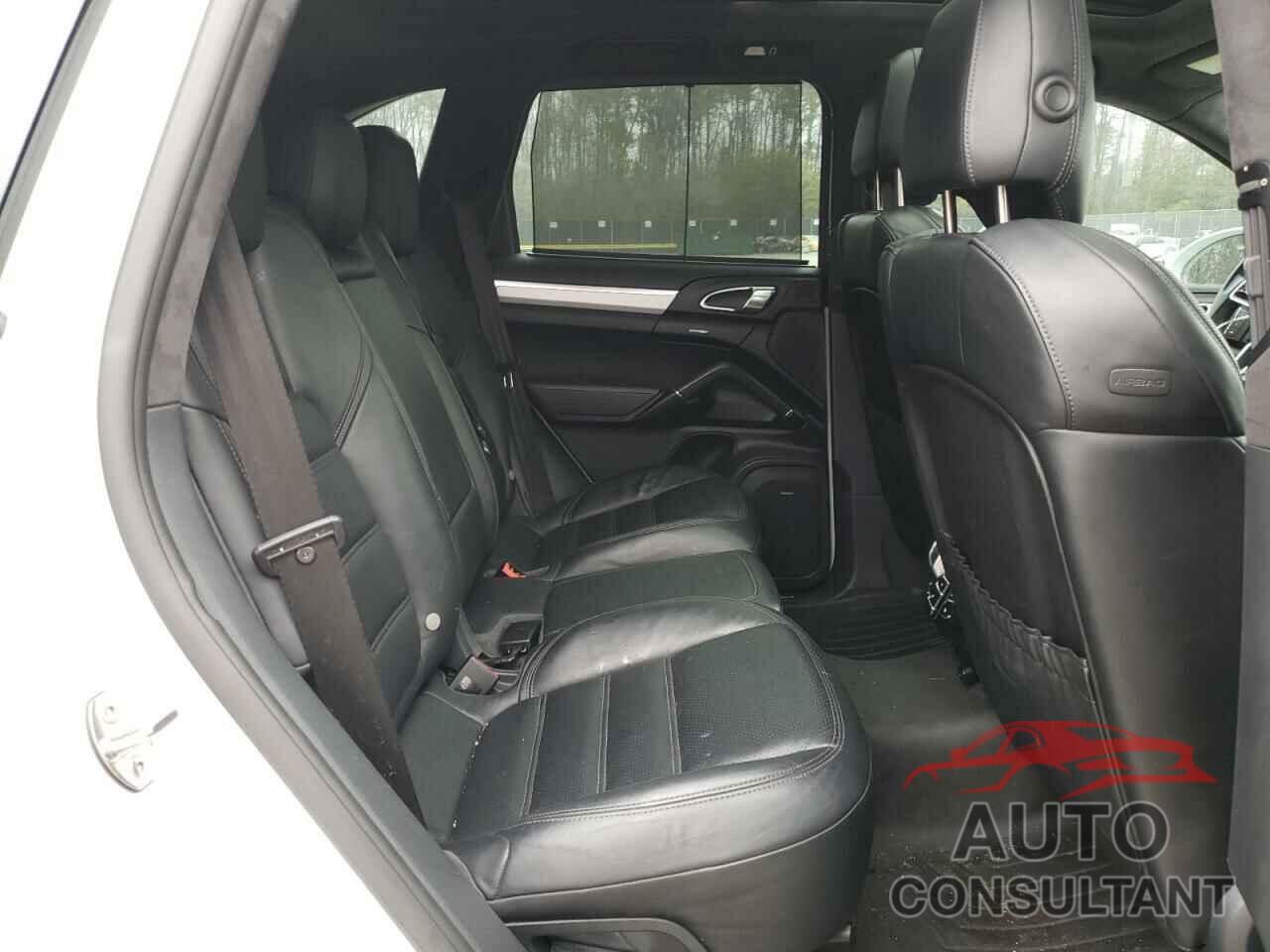 PORSCHE CAYENNE 2016 - WP1AD2A26GLA72543