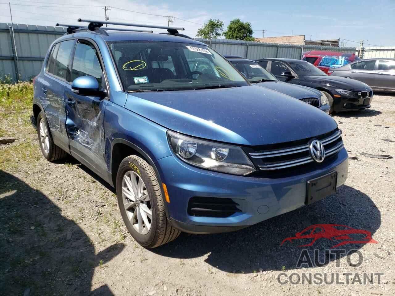 VOLKSWAGEN TIGUAN 2017 - WVGAV7AX2HK046001