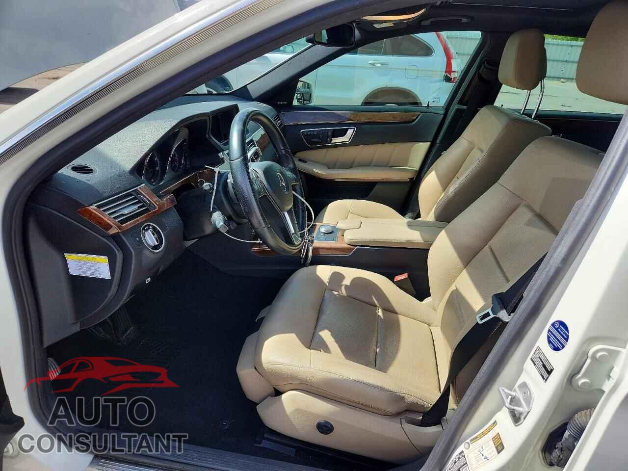 MERCEDES-BENZ E-CLASS 2012 - WDDHF8JB8CA638632