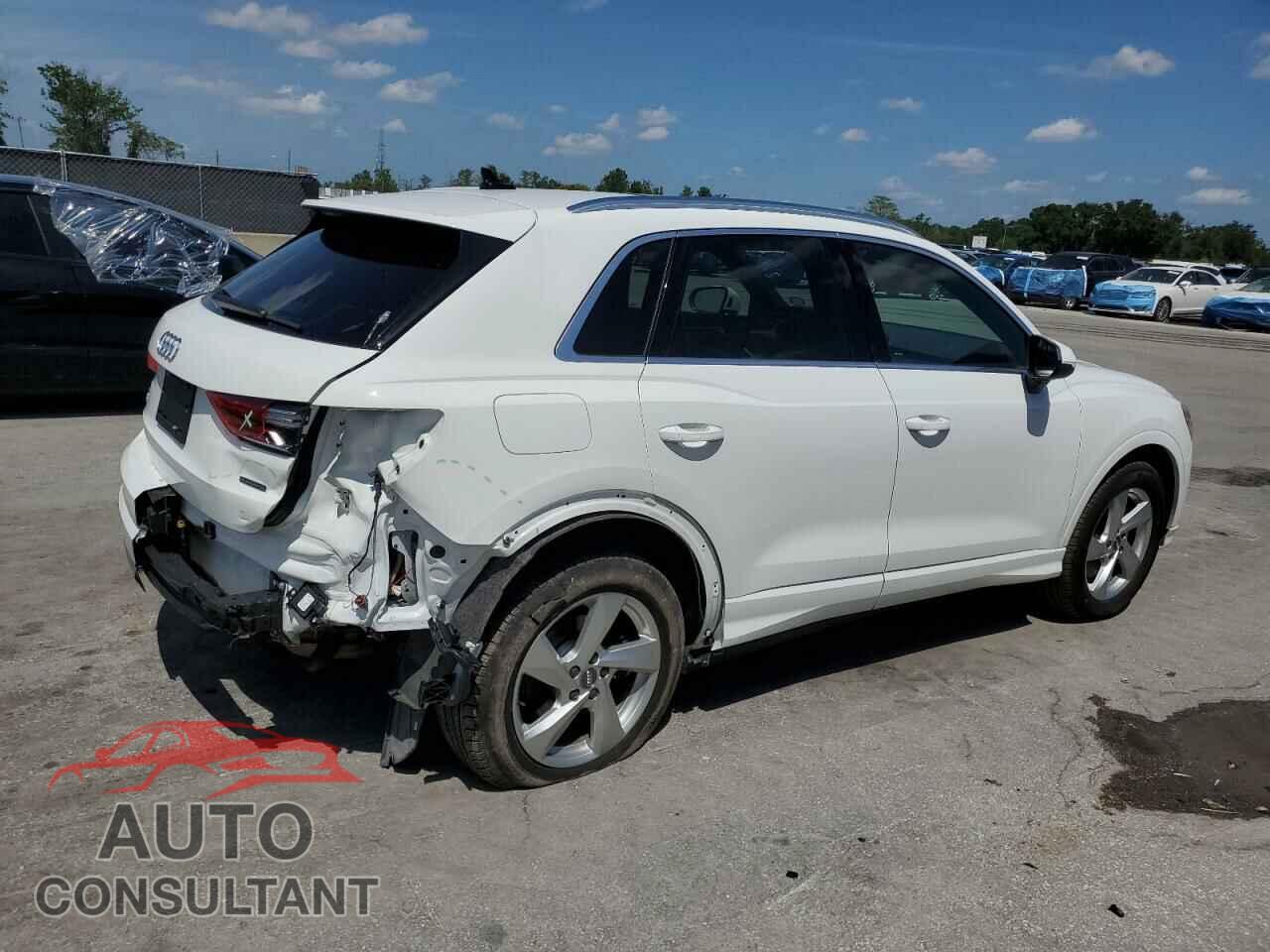 AUDI Q3 2019 - WA1AECF36K1081764