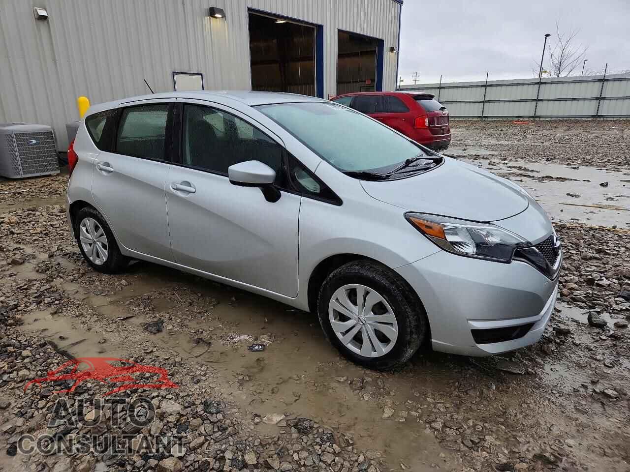 NISSAN VERSA NOTE 2018 - 3N1CE2CP0JL352568
