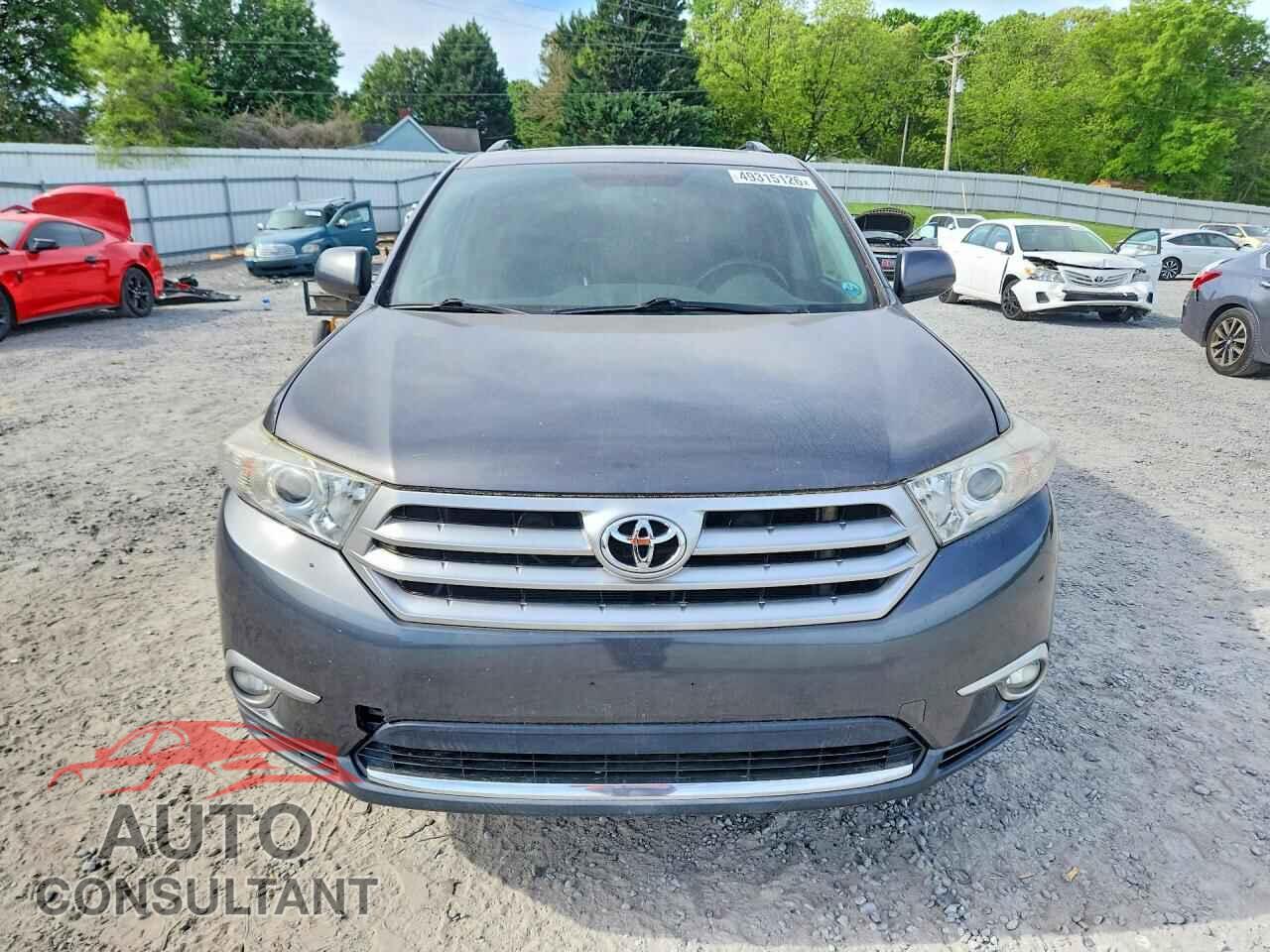TOYOTA HIGHLANDER 2011 - 5TDBK3EH7BS044645