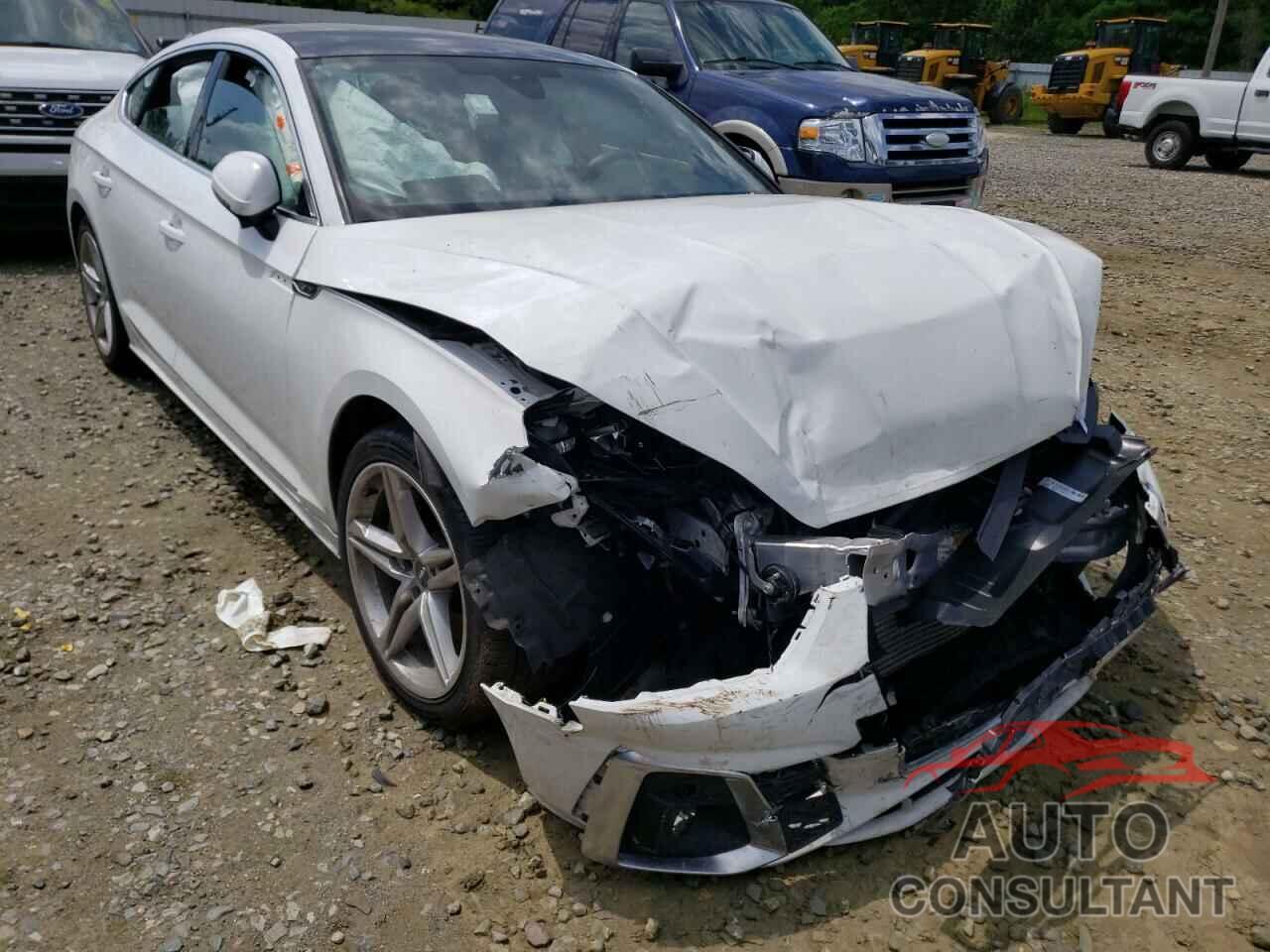 AUDI A5 2021 - WAUDACF57MA010654