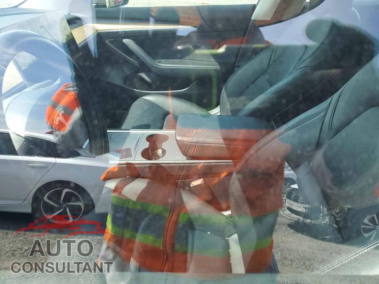 TESLA MODEL 3 2023 - 5YJ3E1EA9PF590524