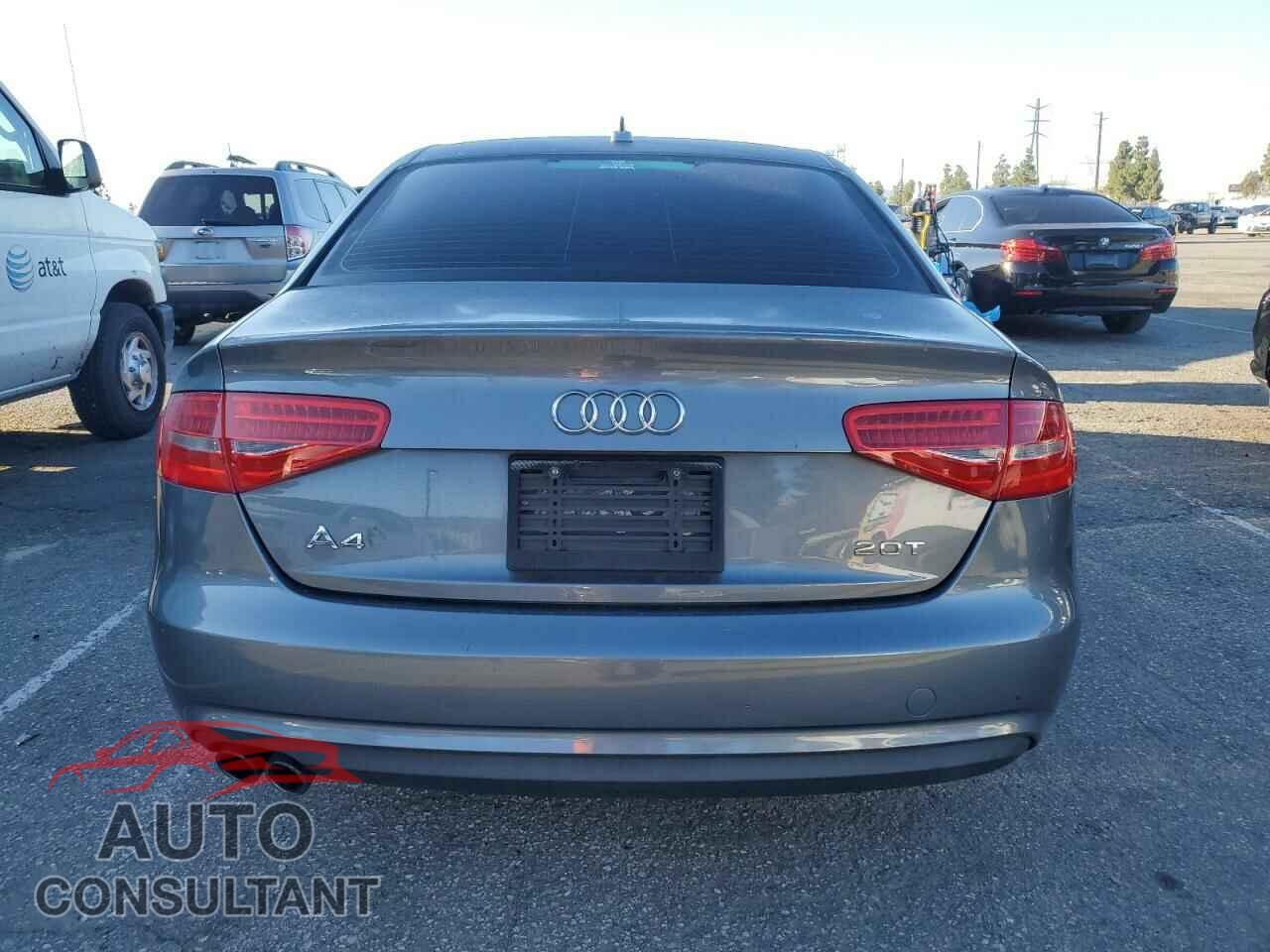 AUDI A4 2013 - WAUEFAFLXDA033631