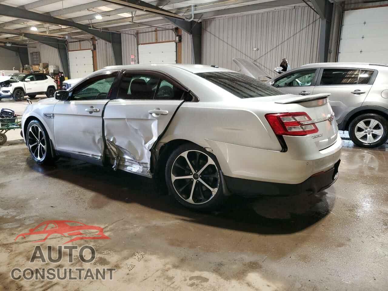 FORD TAURUS 2014 - 1FAHP2E88EG130864