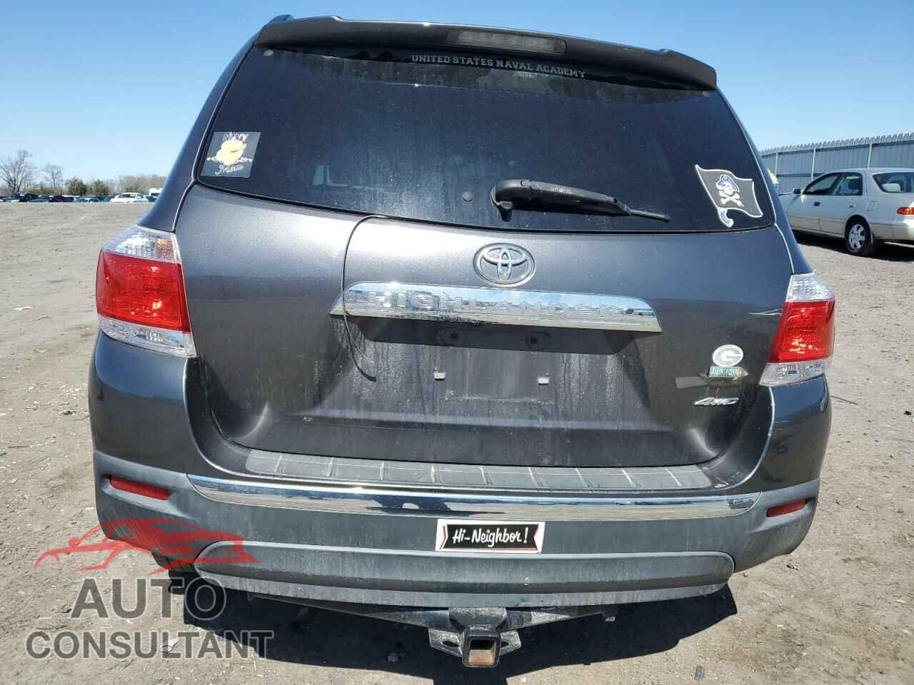 TOYOTA HIGHLANDER 2011 - 5TDBK3EH7BS080237