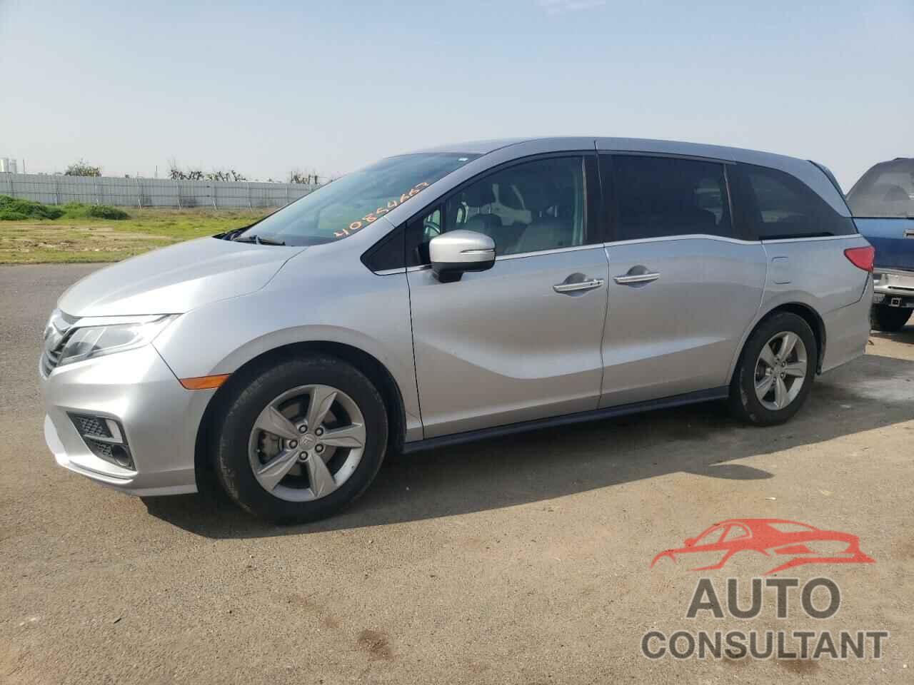 HONDA ODYSSEY 2018 - 5FNRL6H79JB002397