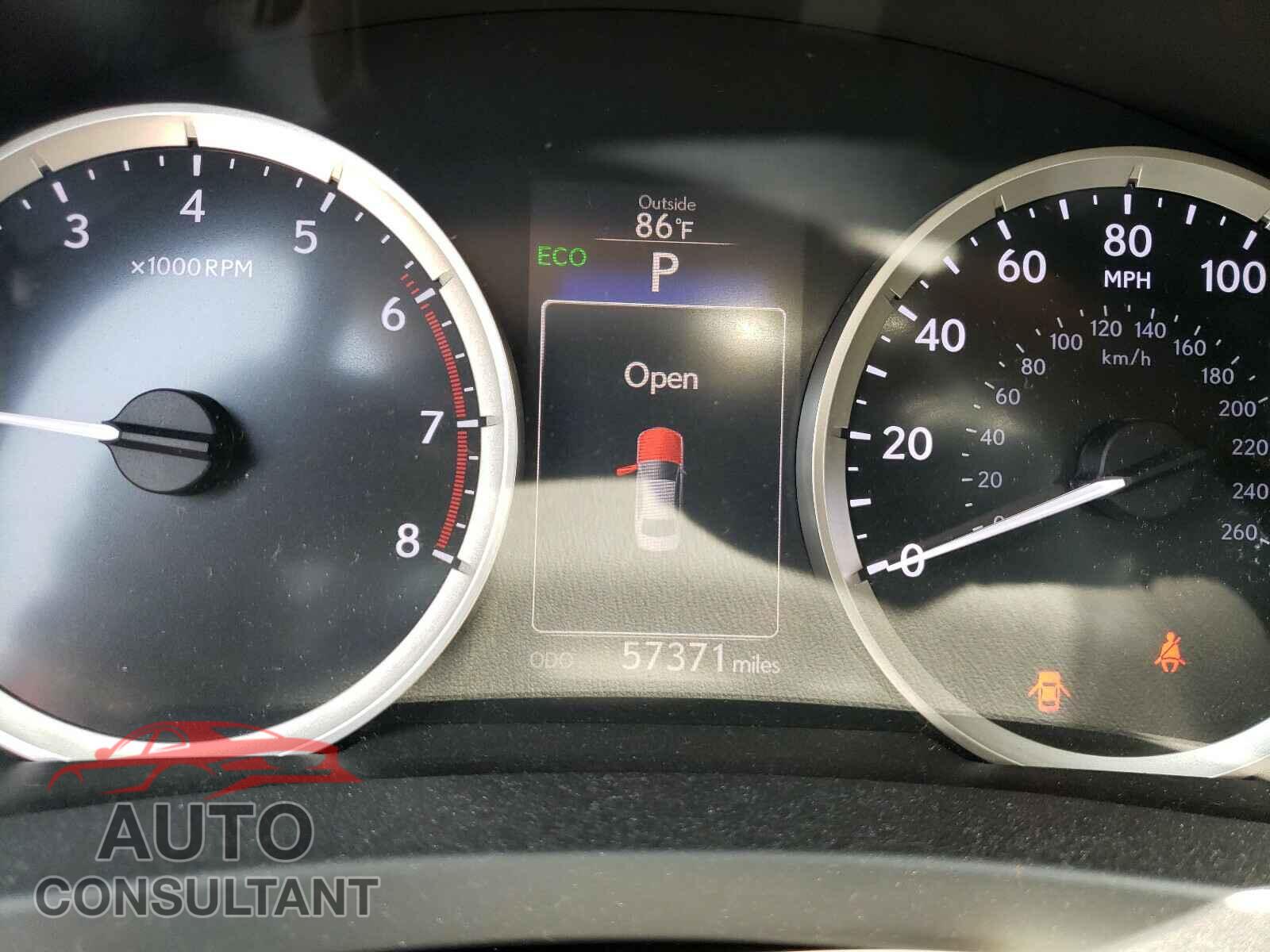 LEXUS IS 2016 - JTHBA1D26G5005142