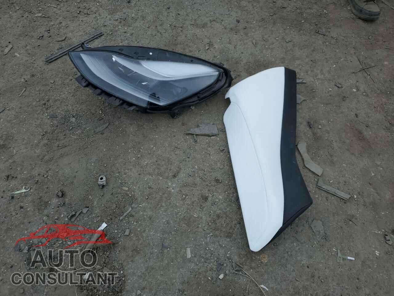 TESLA MODEL 3 2021 - 5YJ3E1EA8MF089555