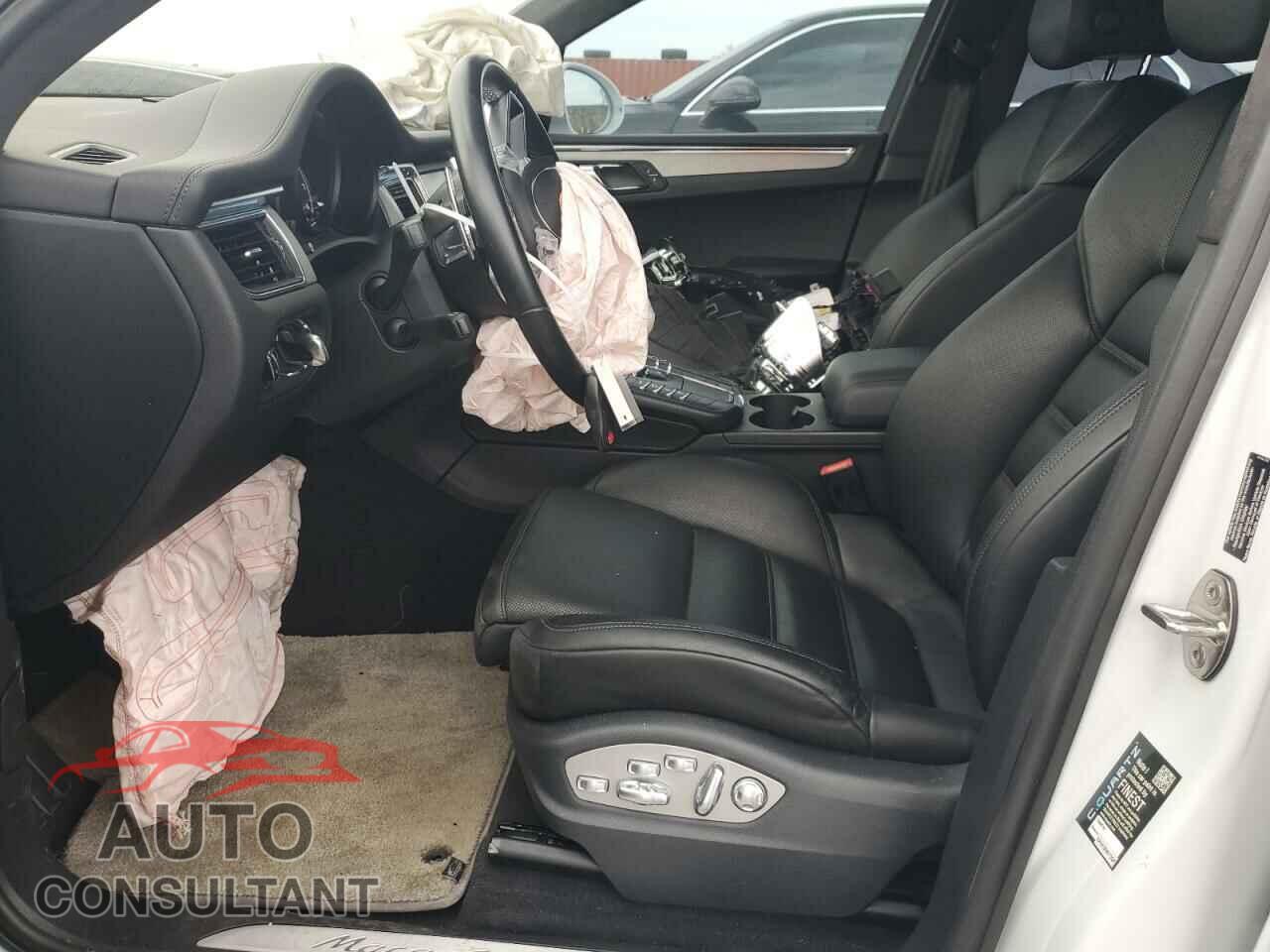 PORSCHE MACAN 2016 - WP1AF2A52GLB90464