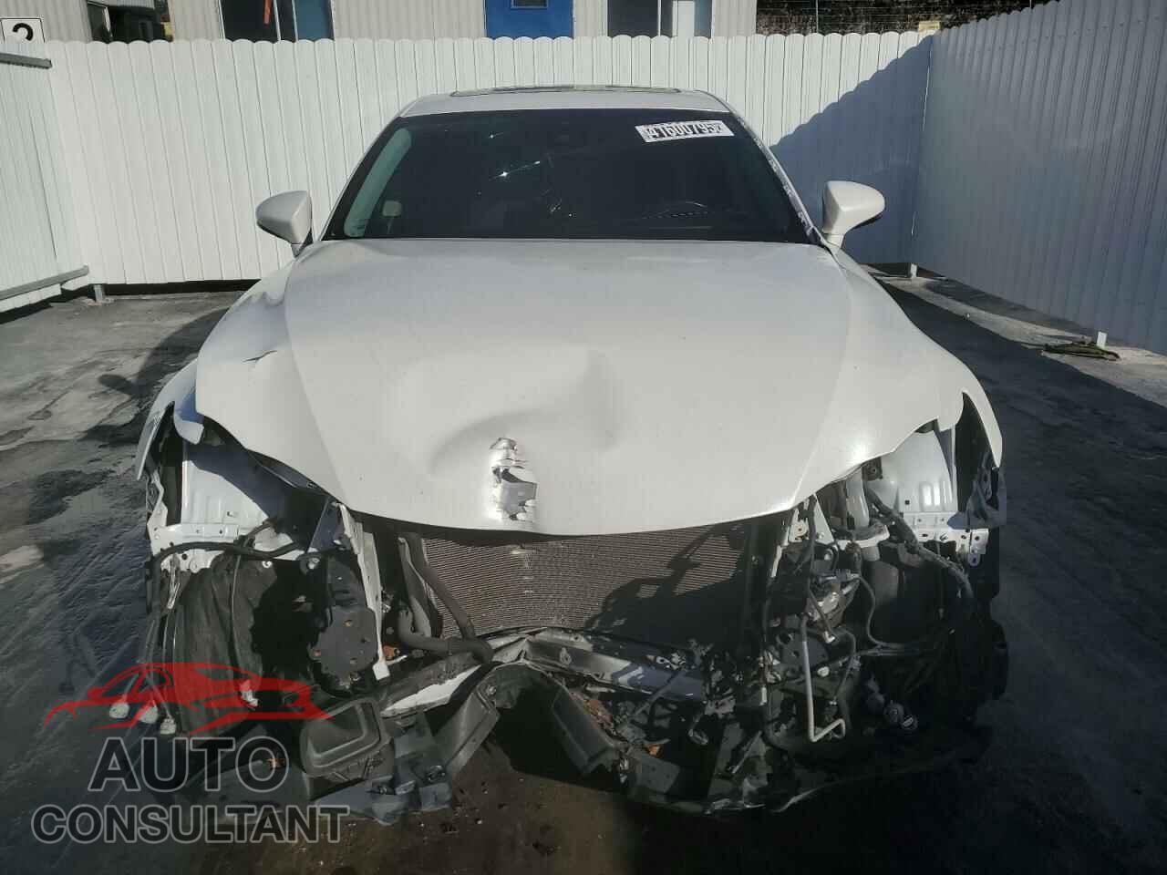 LEXUS IS 2017 - JTHBA1D20H5039773