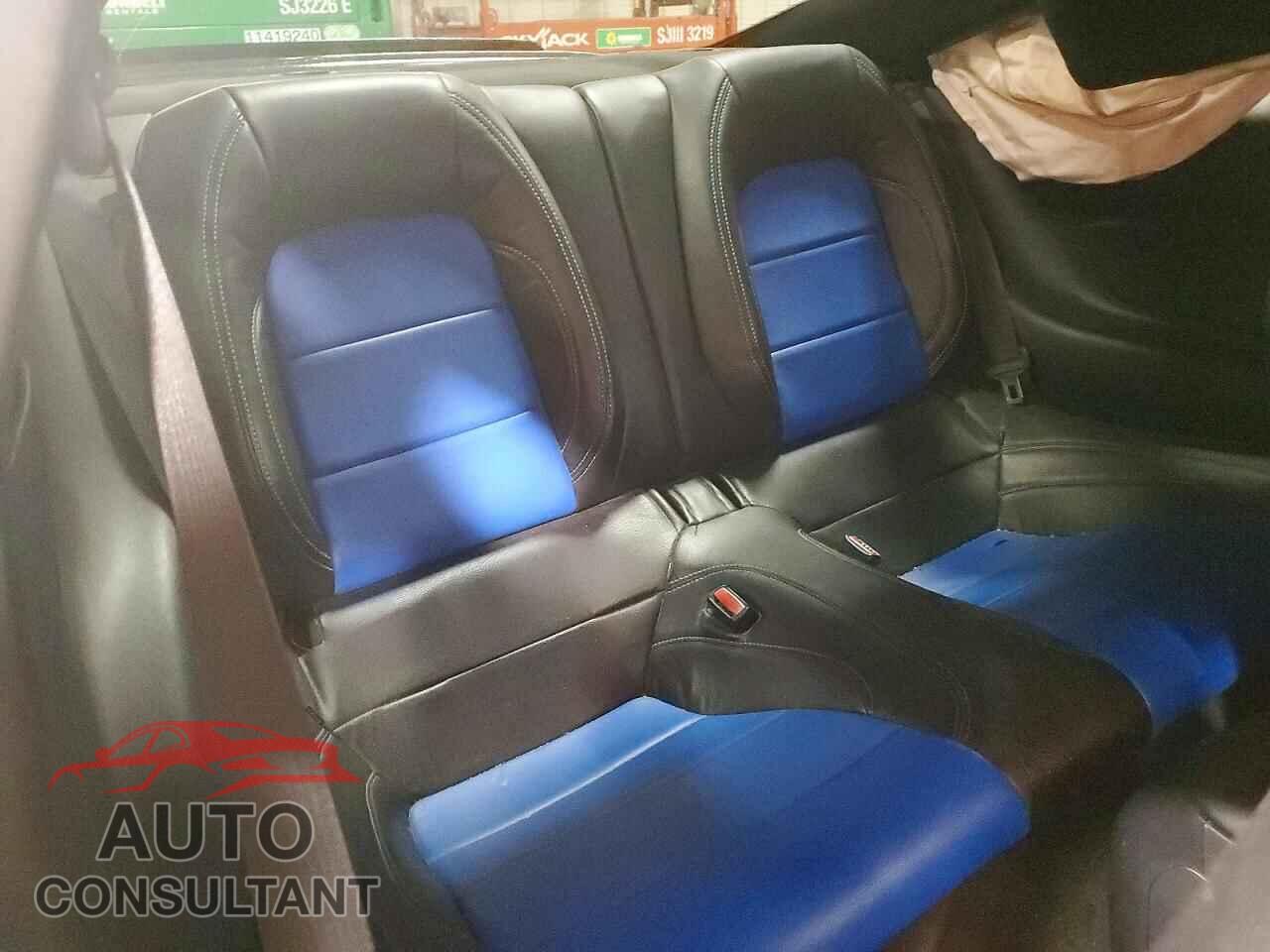 FORD MUSTANG 2017 - 1FA6P8CF3H5306151