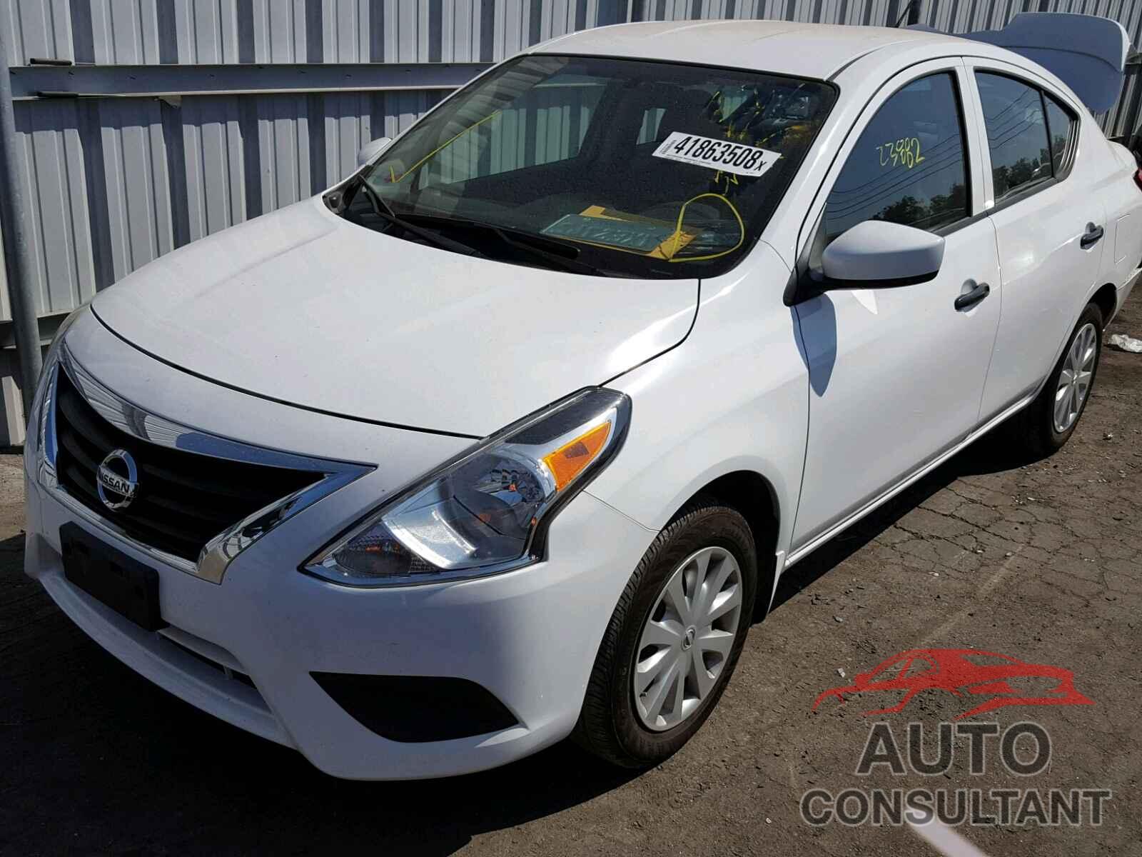 NISSAN VERSA 2017 - 3N1CN7AP3HL905577