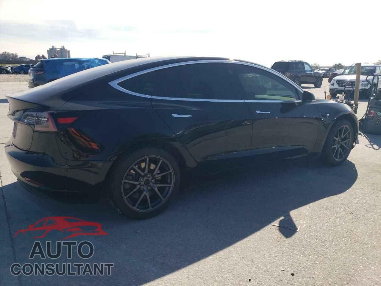 TESLA MODEL 3 2018 - 5YJ3E1EA2JF152810