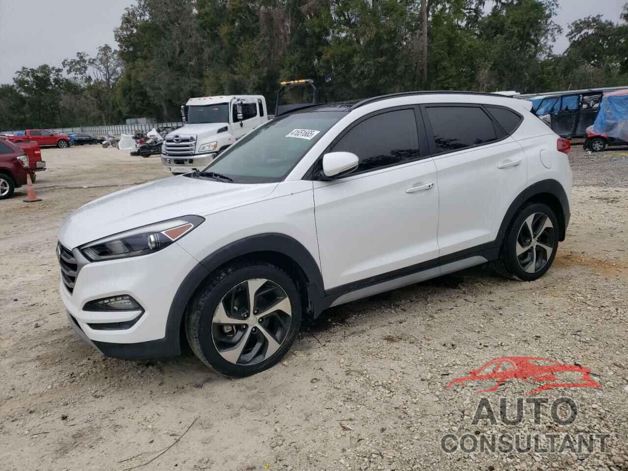 HYUNDAI TUCSON 2018 - KM8J33A26JU668114