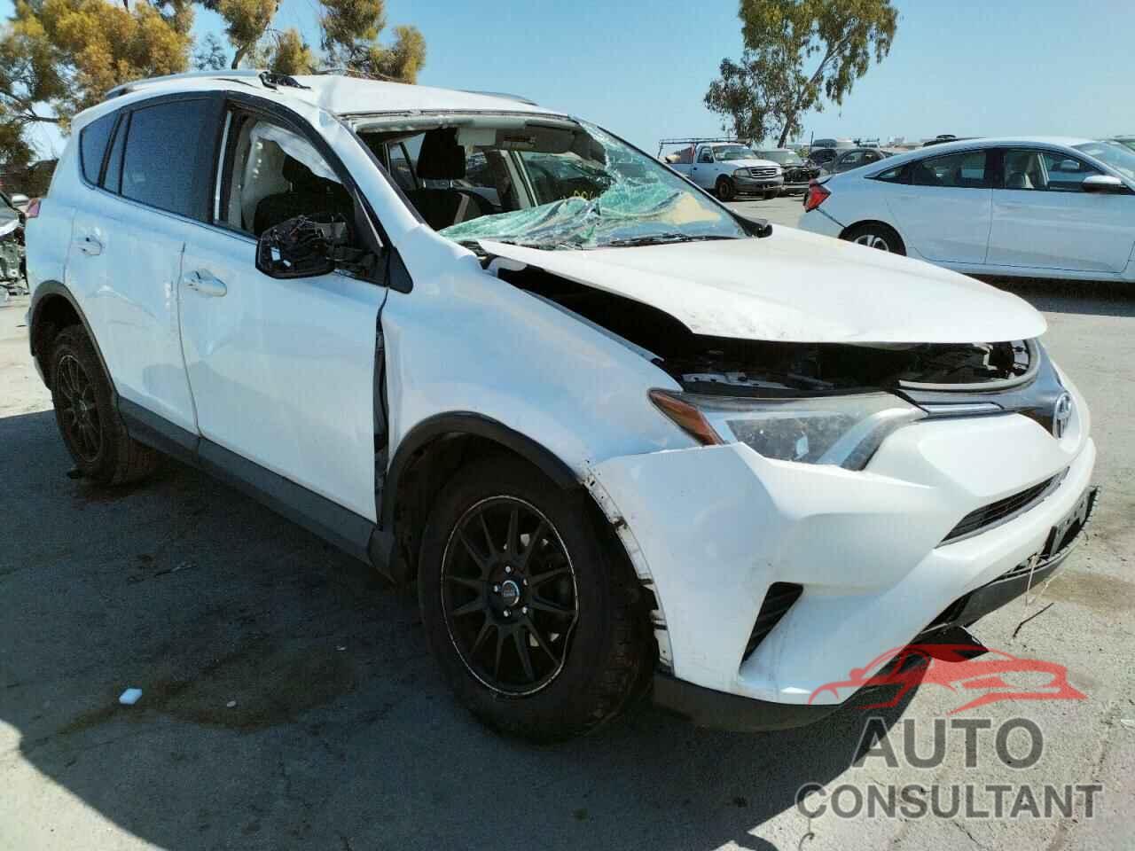 TOYOTA RAV4 2016 - JTMZFREV5GJ078177