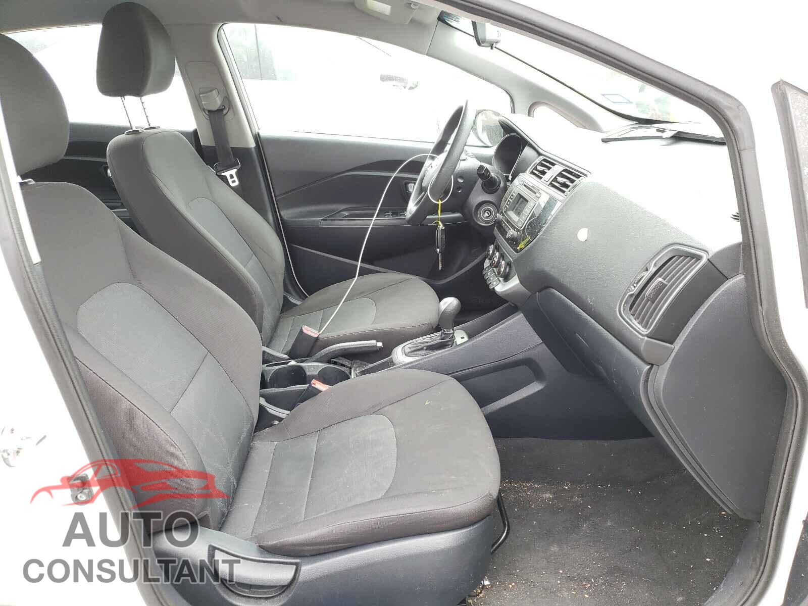 KIA RIO 2017 - KNADM4A38H6005751
