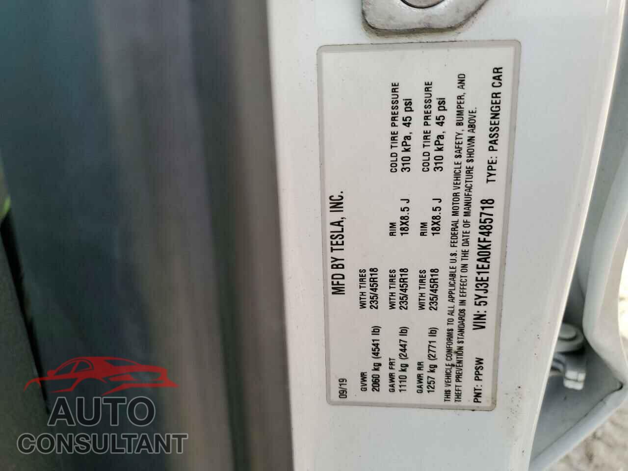 TESLA MODEL 3 2019 - 5YJ3E1EA0KF485718