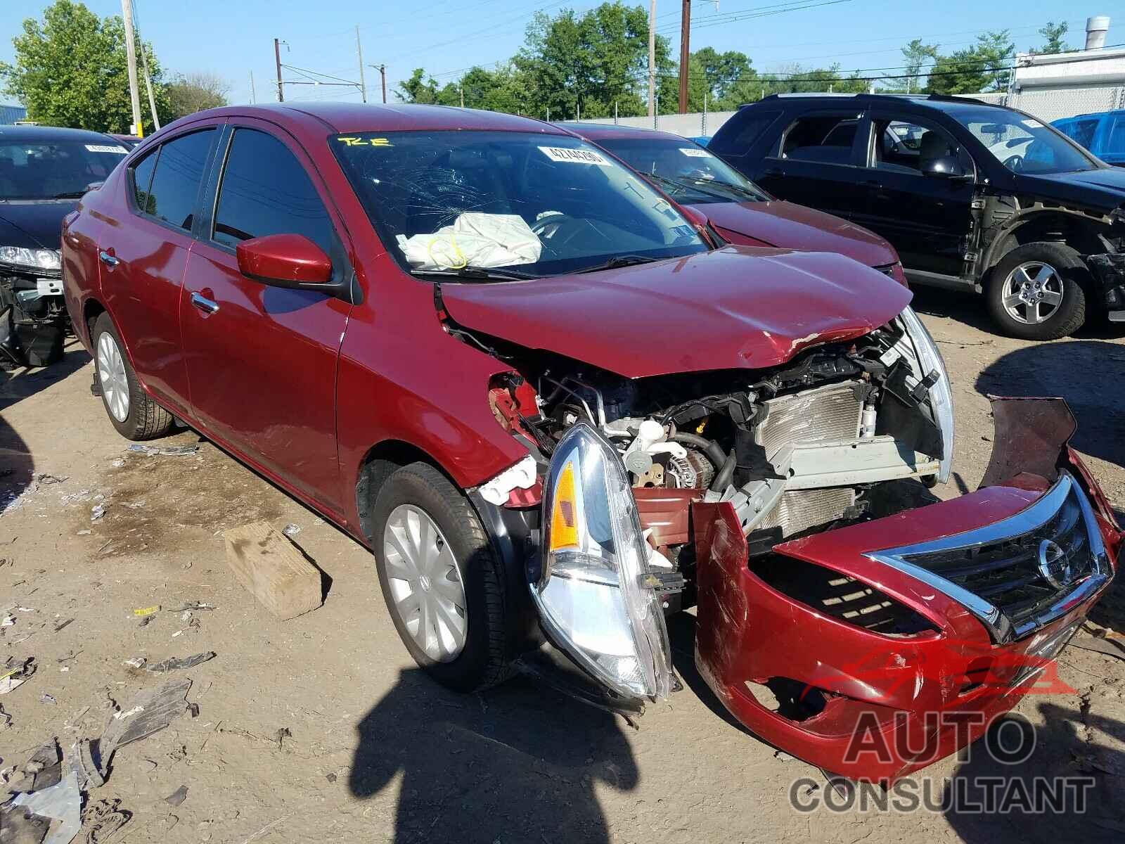 NISSAN VERSA 2018 - 3N1CN7AP9JL846041