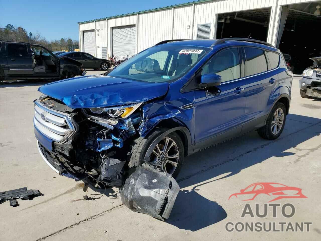 FORD ESCAPE 2017 - 1FMCU0GD5HUE42895