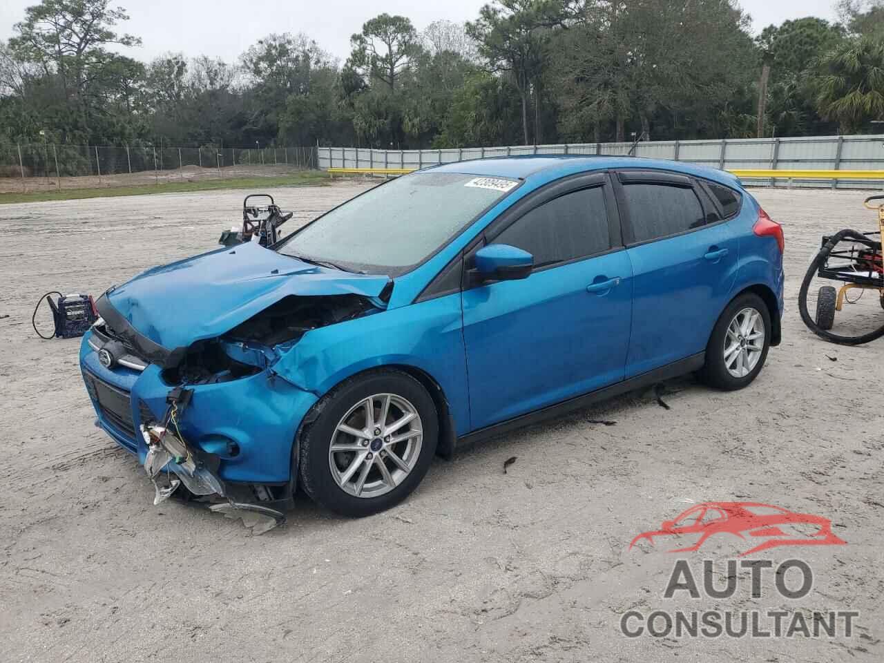 FORD FOCUS 2014 - 1FADP3K2XEL360126
