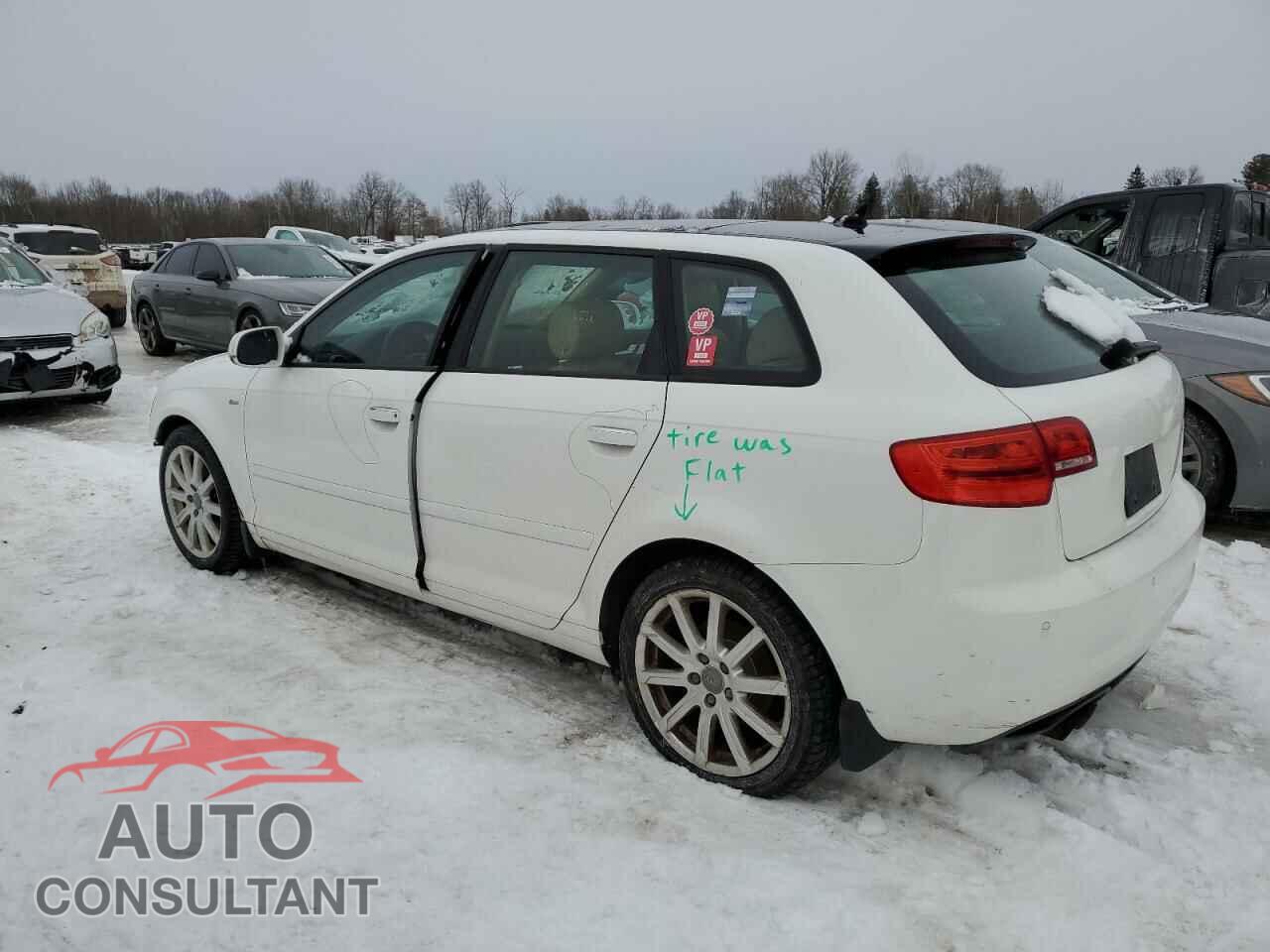 AUDI A3 2012 - WAUMFAFM8CA086704