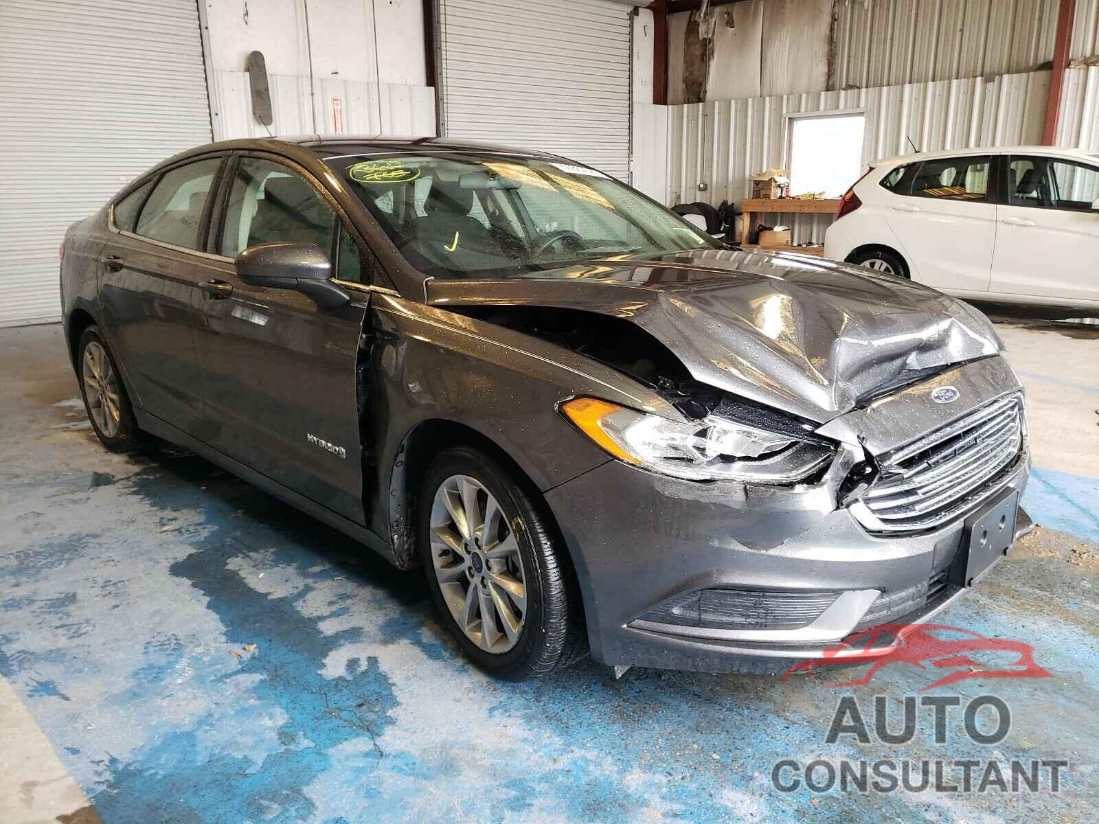 FORD FUSION 2017 - 3FA6P0LU7HR325363