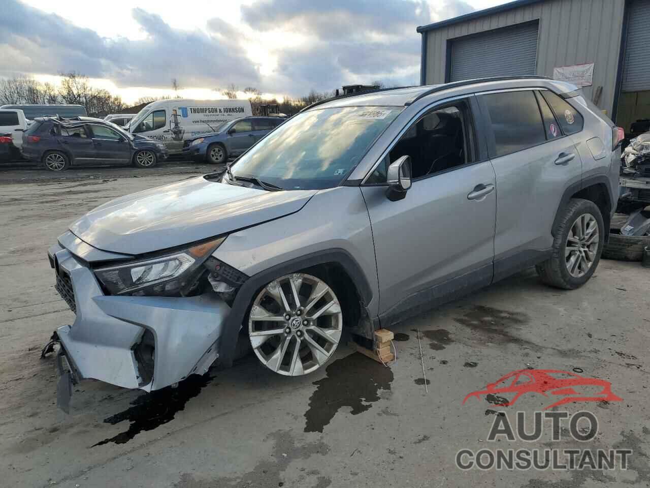 TOYOTA RAV4 2020 - JTMA1RFV1LD524635