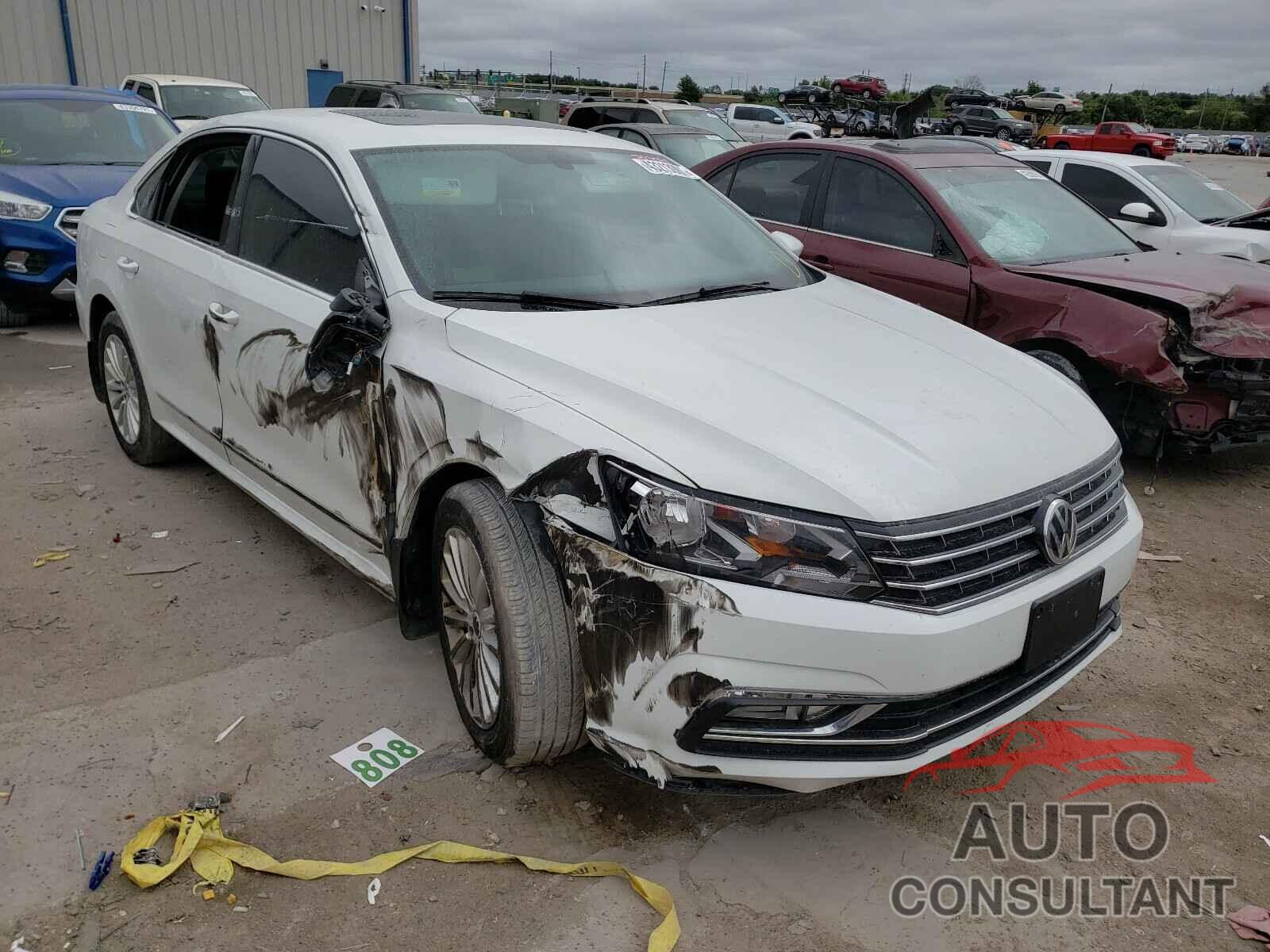 VOLKSWAGEN PASSAT 2016 - 1VWBT7A31GC068492